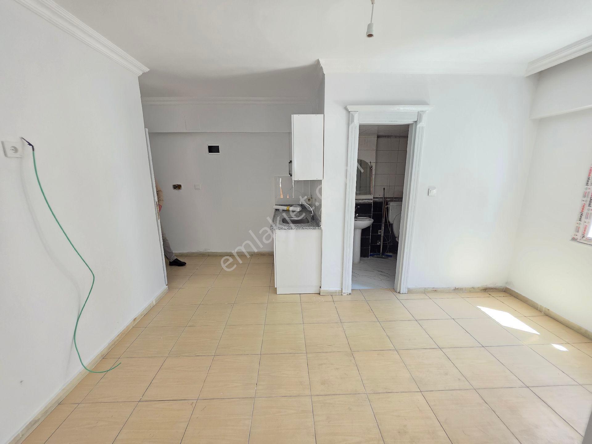 Güneykent'te Satılık 2+1 Stüdyo Daire - Görsel 8