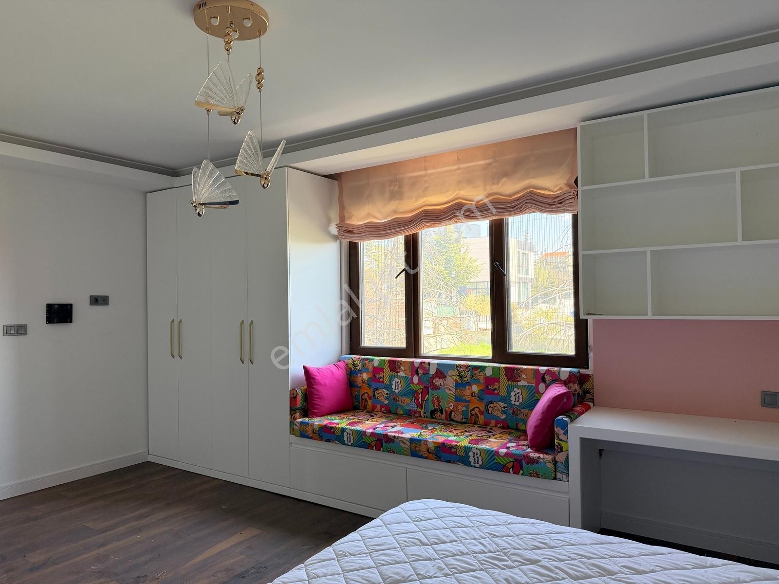 Ahlatlıbelde Çift Parsel 662 M² Arsa | Havuzlu Korunaklı Lüks - Görsel 13