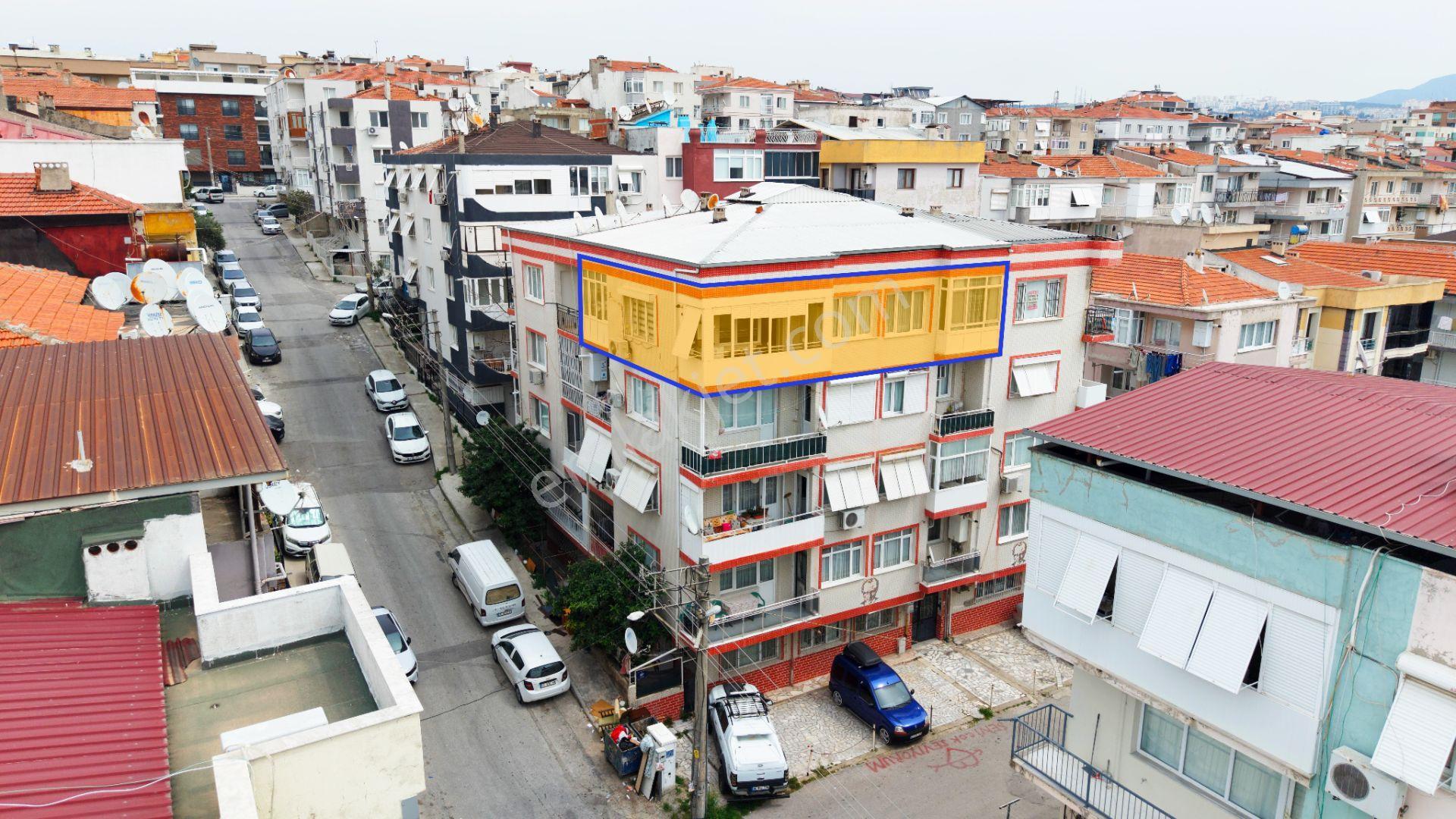 Buca’nın Merkezinde Müstakil Rahatlığı: Otoparklı Ve Özel Kapalı Çatılı