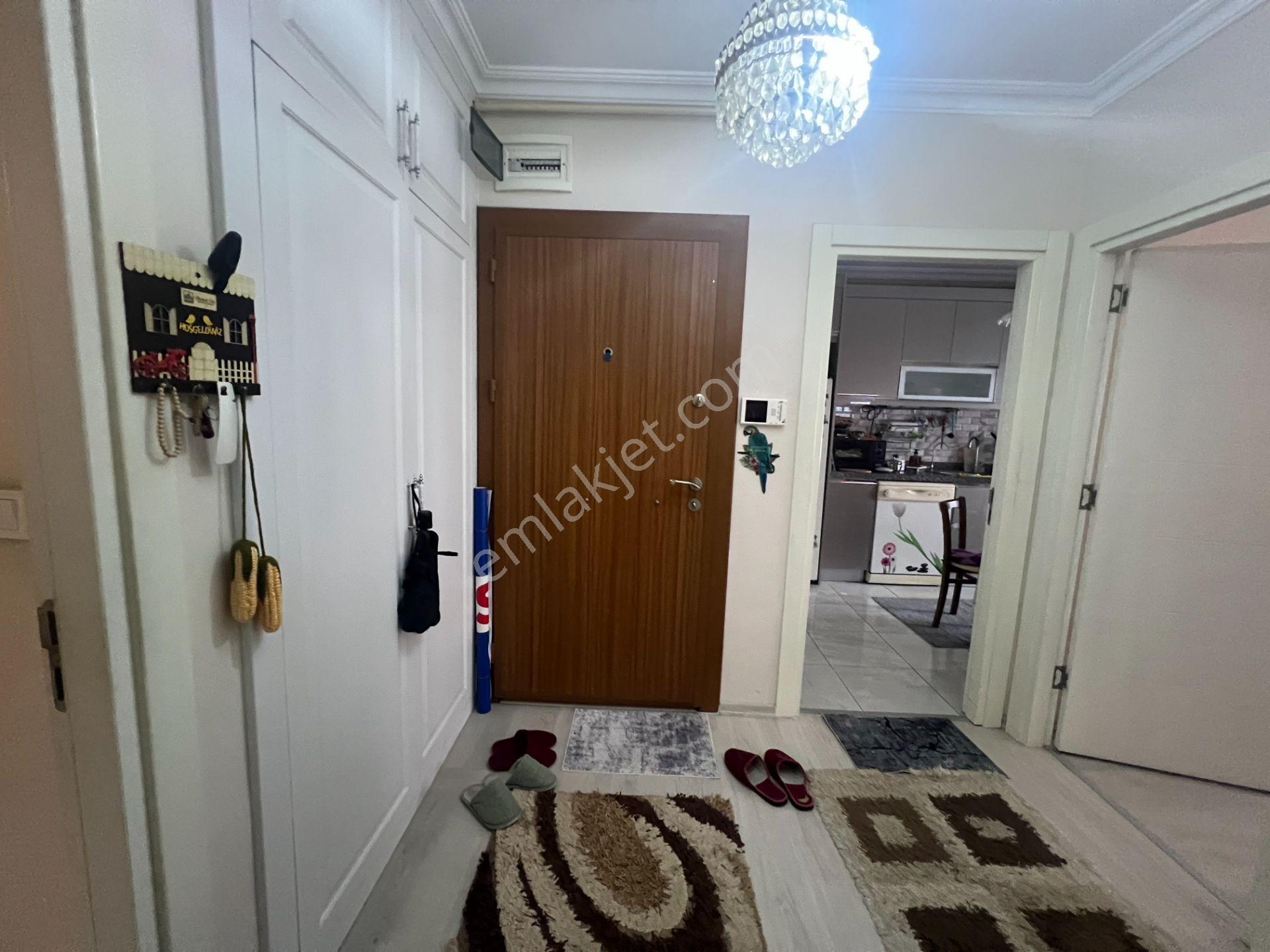 Satılık E-5 Ve Aydınlıyolu Caddeye Yakın 3+1 Daire - Görsel 14