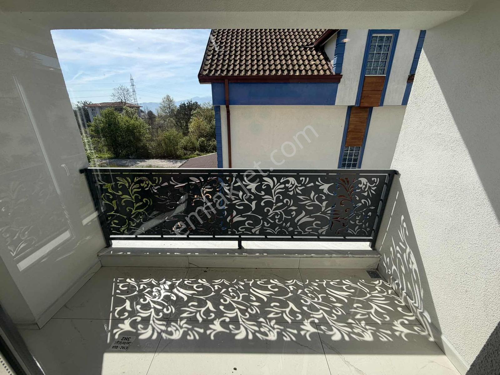 Arifiye Cumhuriyet Mahallesinde 5+1 Triplex - Görsel 9