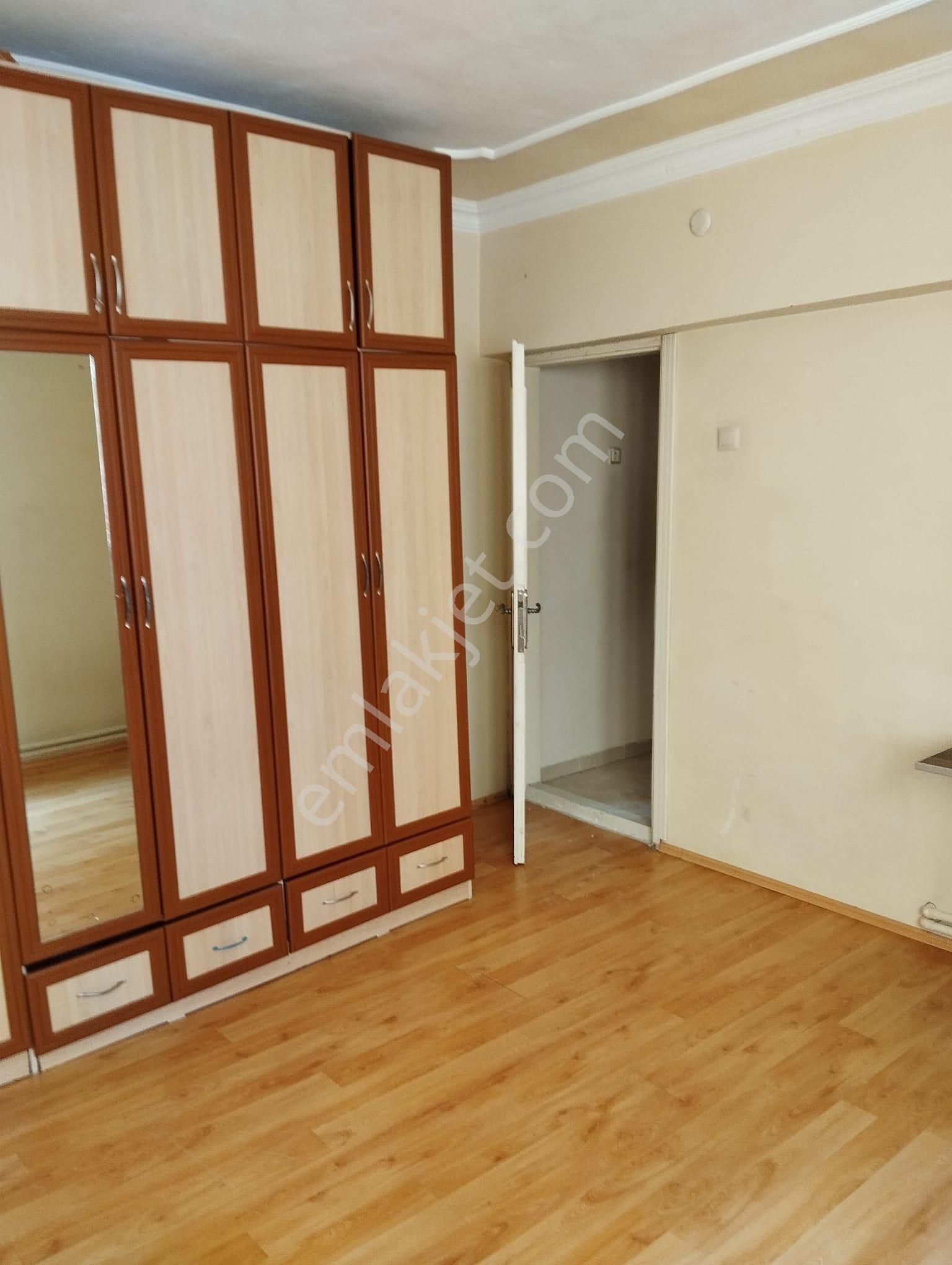 Damla Emlaktan Diriliş Mah.kiralık 2+1 Daire - Görsel 8