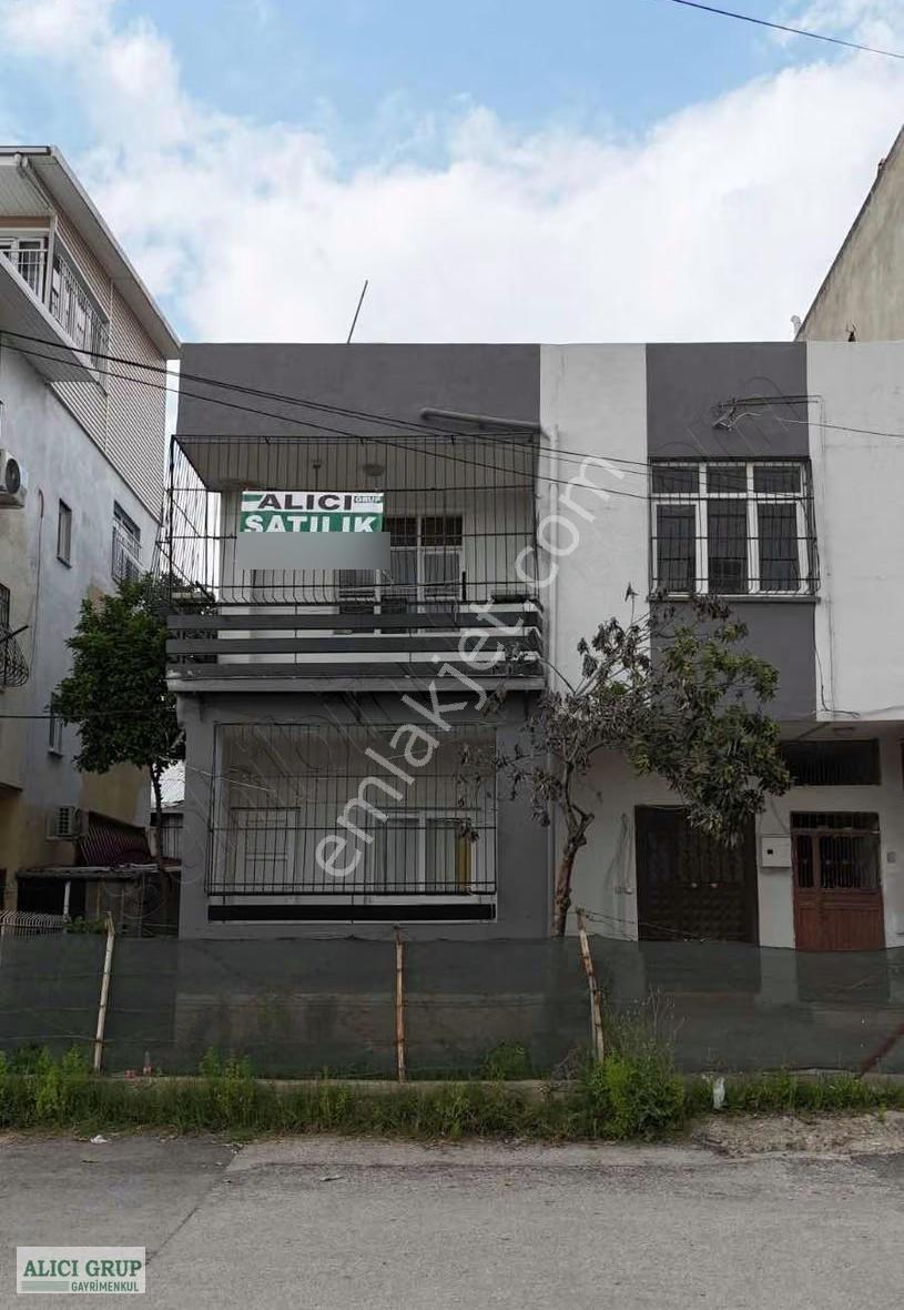Türkmenbaşında Mükemmel Konumda 2 Katlı Müstakil