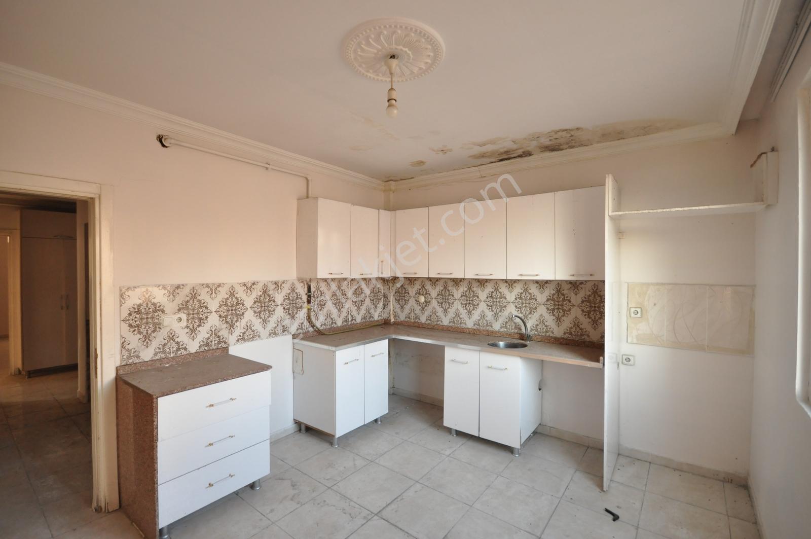 Coldwell Banker'dan Merkezi Lokasyonda Satılık 4+1 Daire - Görsel 14