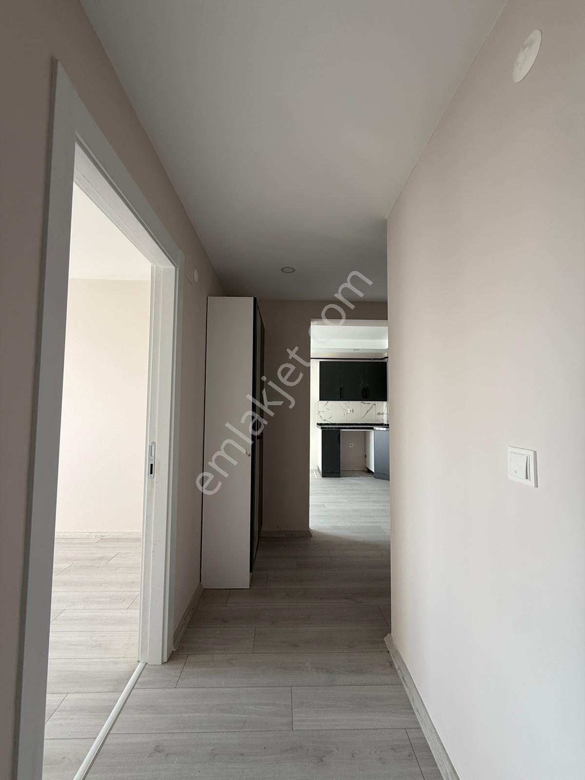 Canik Hasköy Caddeye Cep Sıfır İskanı Alınmış Kiralık Daire - Görsel 14