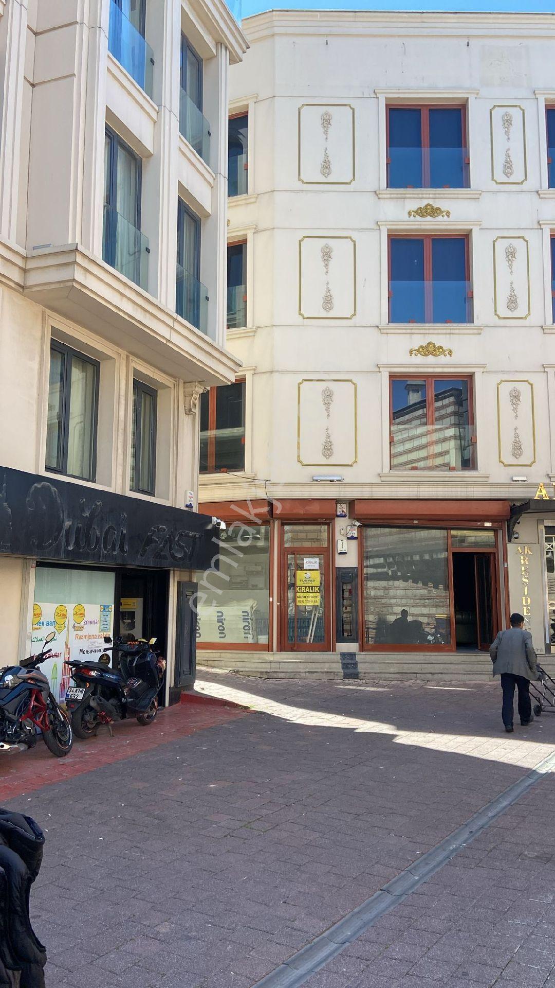 Beyazıt Tramvay Durağı'na Yakın Konumda Kiralık - Görsel 14