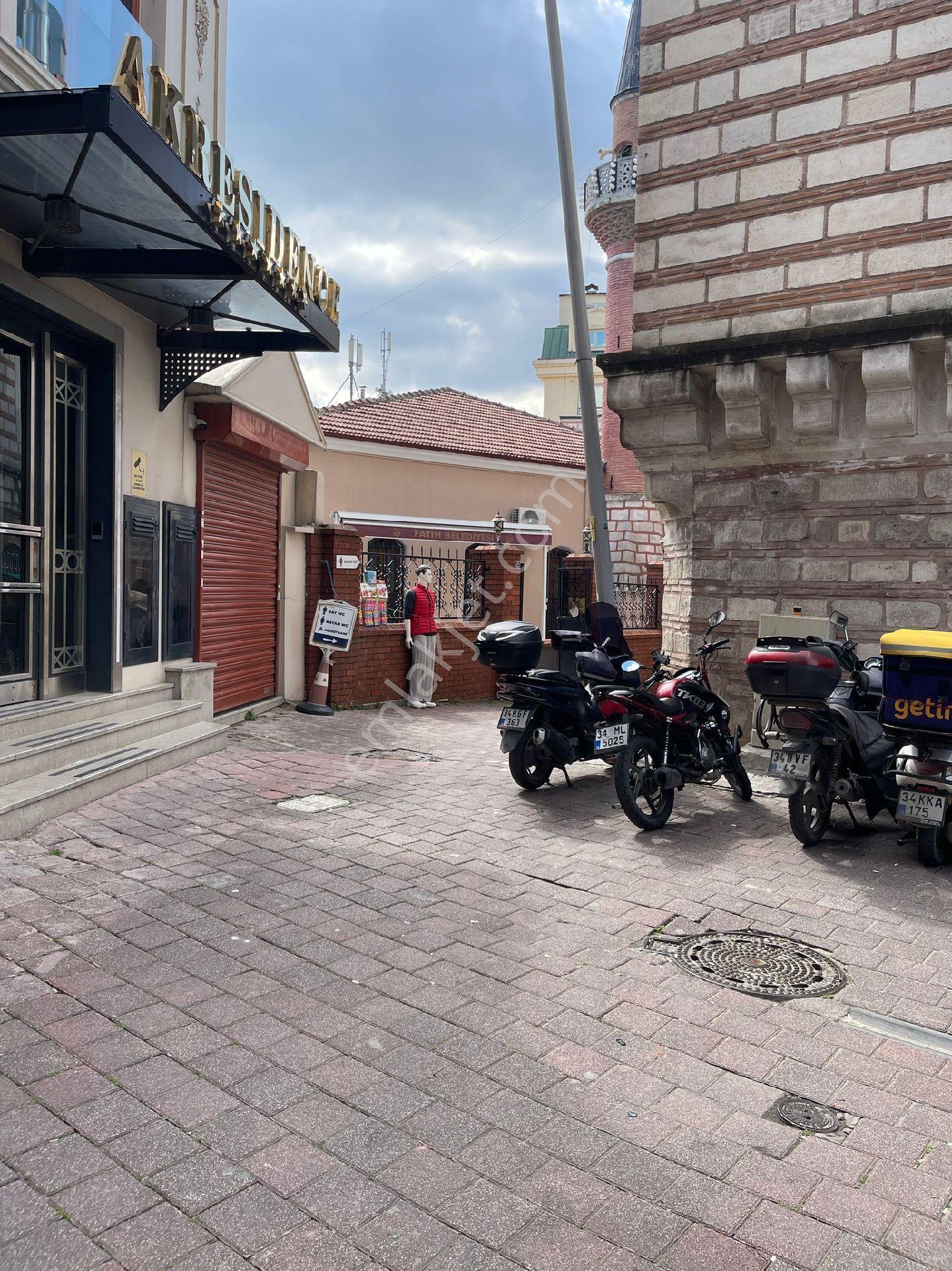 Beyazıt Tramvay Durağı'na Yakın Konumda Kiralık - Görsel 12