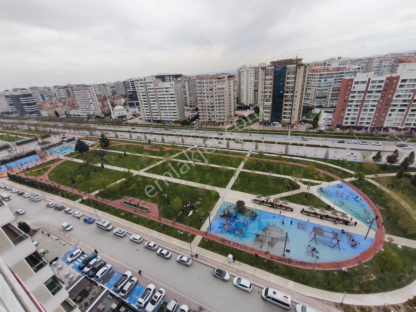Şefikcanda Prestijli Sitede Park Manzaralı 3 Cepheli Lüks 3+1 - Görsel 24