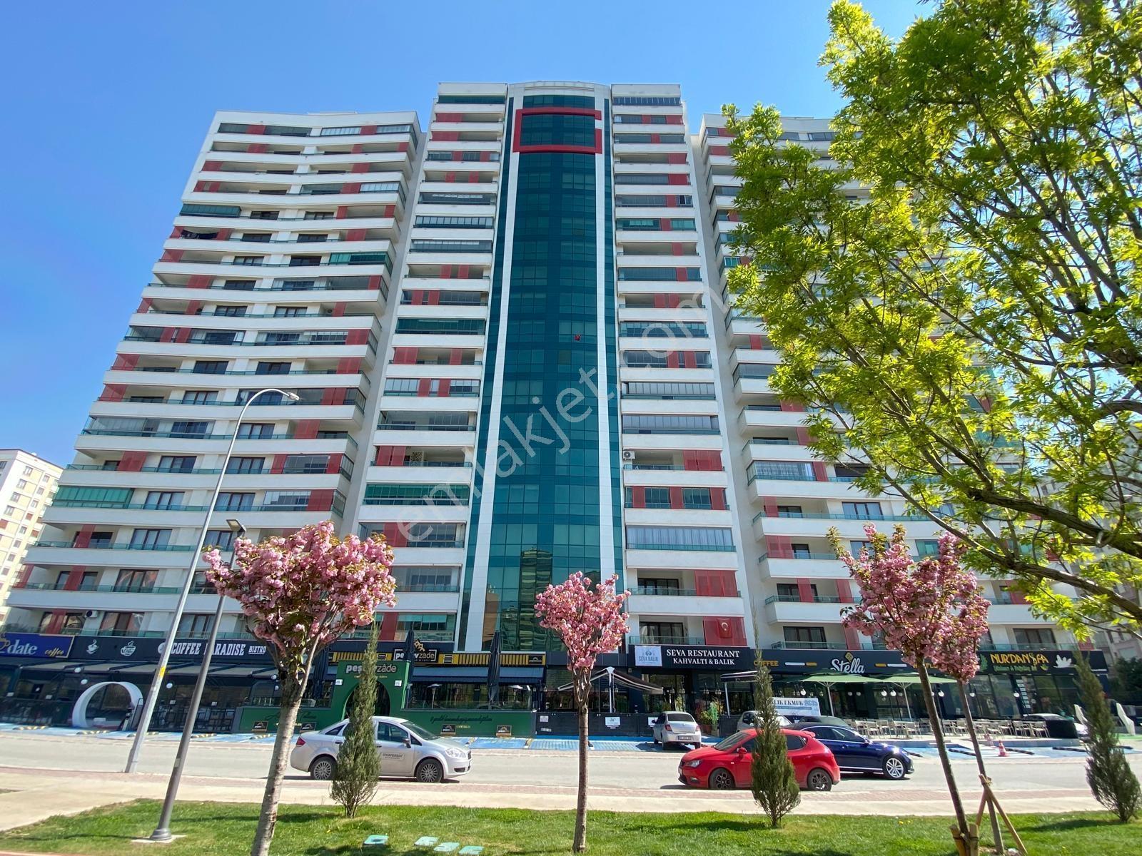 Şefikcanda Prestijli Sitede Park Manzaralı 3 Cepheli Lüks 3+1 - Görsel 26