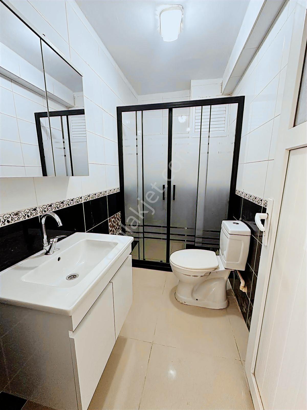 Familyadan Yıldıztabya Cad Üzerinde 90m2 Asansörlü 2+1 1.kat - Görsel 19