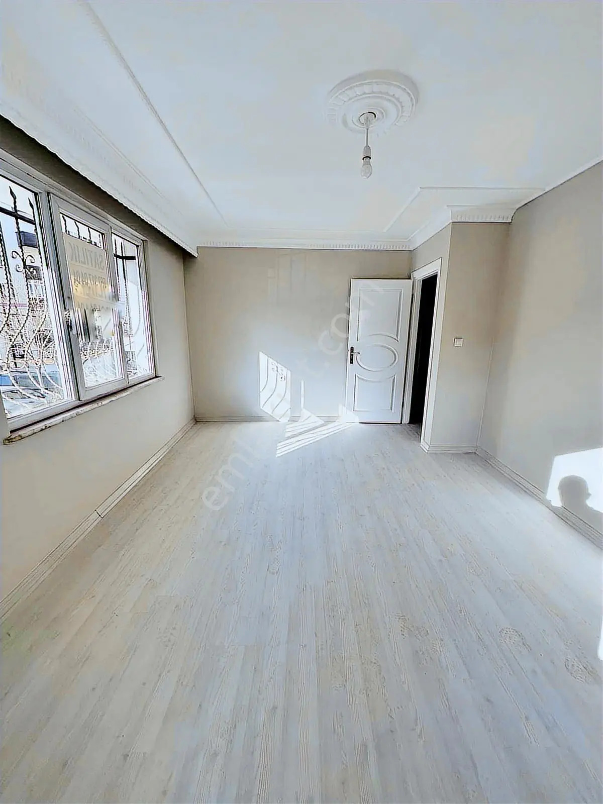 Familyadan Yıldıztabya Cad Üzerinde 90m2 Asansörlü 2+1 1.kat - Görsel 3