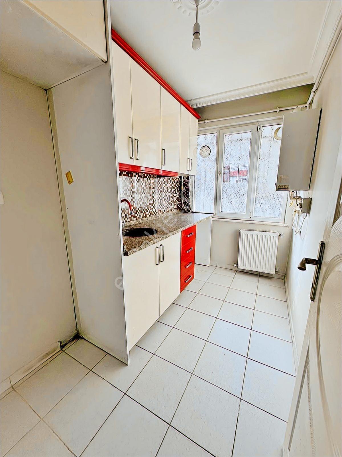 Familyadan Yıldıztabya Cad Üzerinde 90m2 Asansörlü 2+1 1.kat - Görsel 18