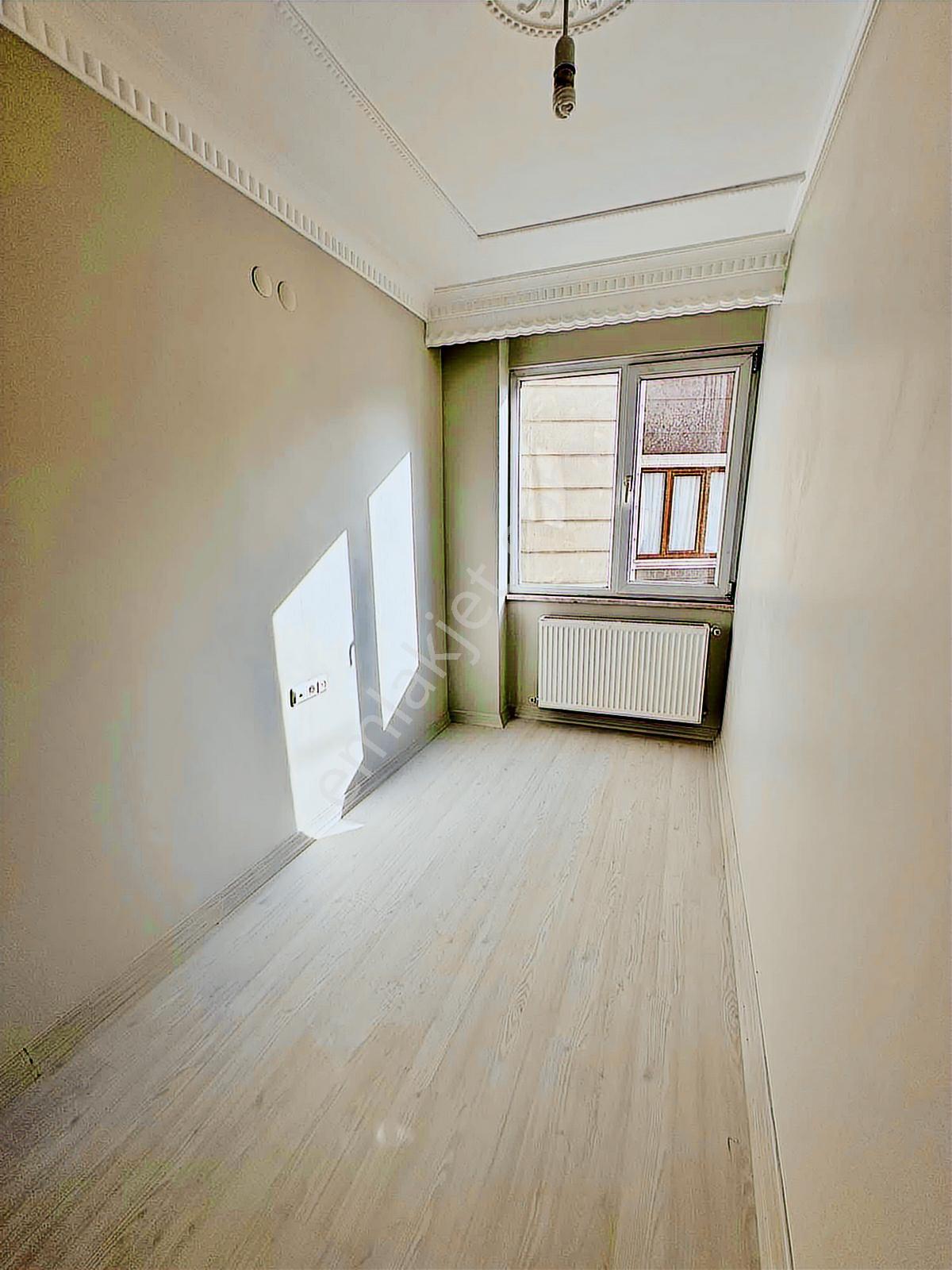 Familyadan Yıldıztabya Cad Üzerinde 90m2 Asansörlü 2+1 1.kat - Görsel 14