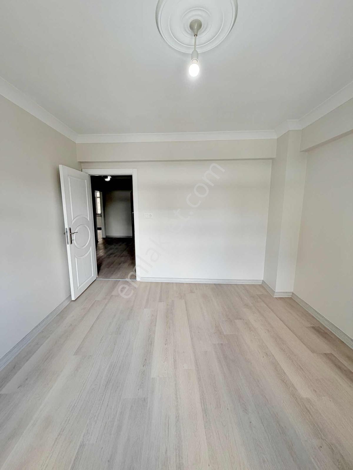 Familyadan Özlem Çarşının Yanı 3+1 Balkonlu Yüksek Giriş Daire. - Görsel 13
