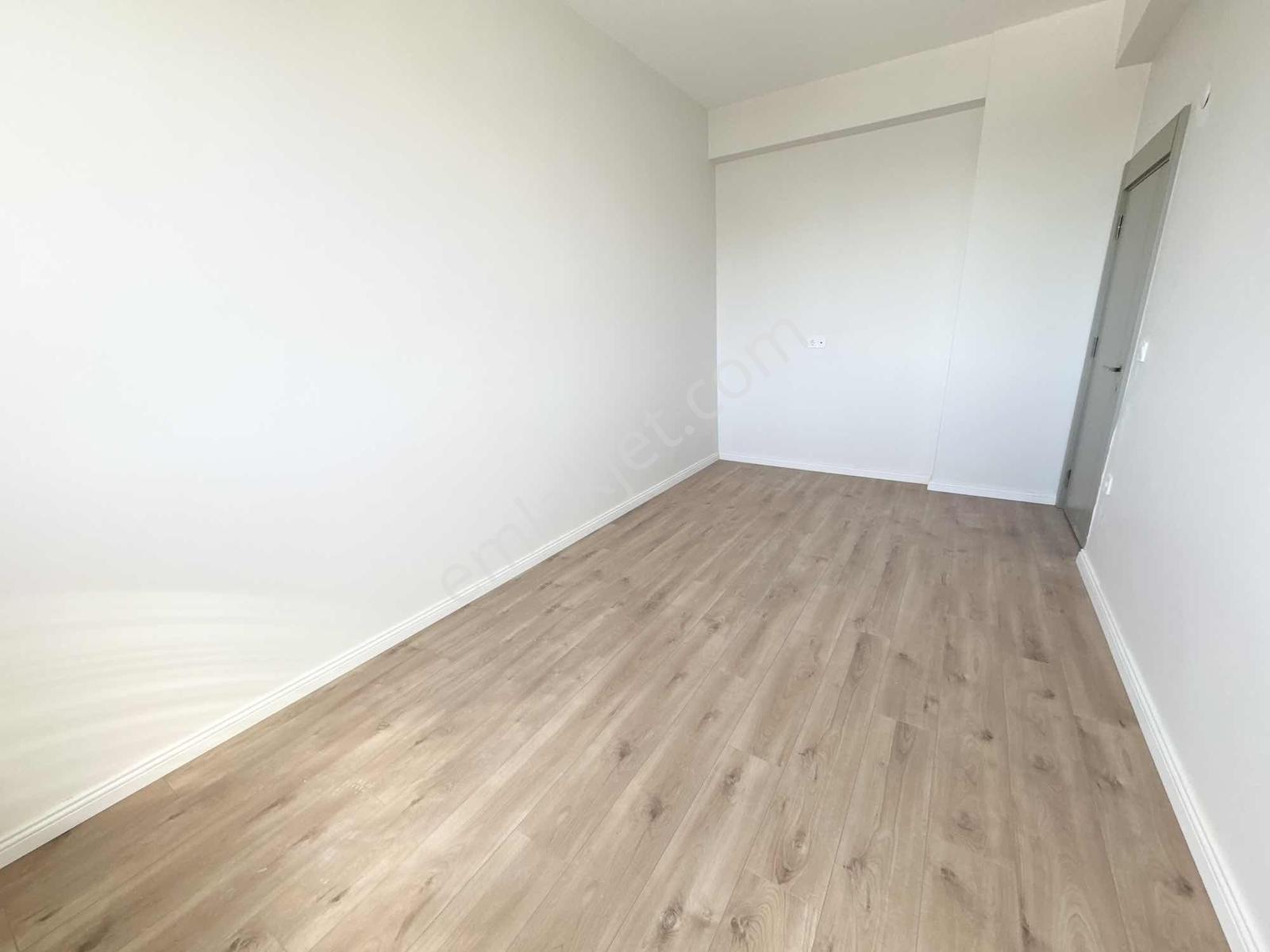 Yoldaş İnş Satılık 2+1 95 M2 5.kat Sitede Kapalı Otoparklı Daire - Görsel 34