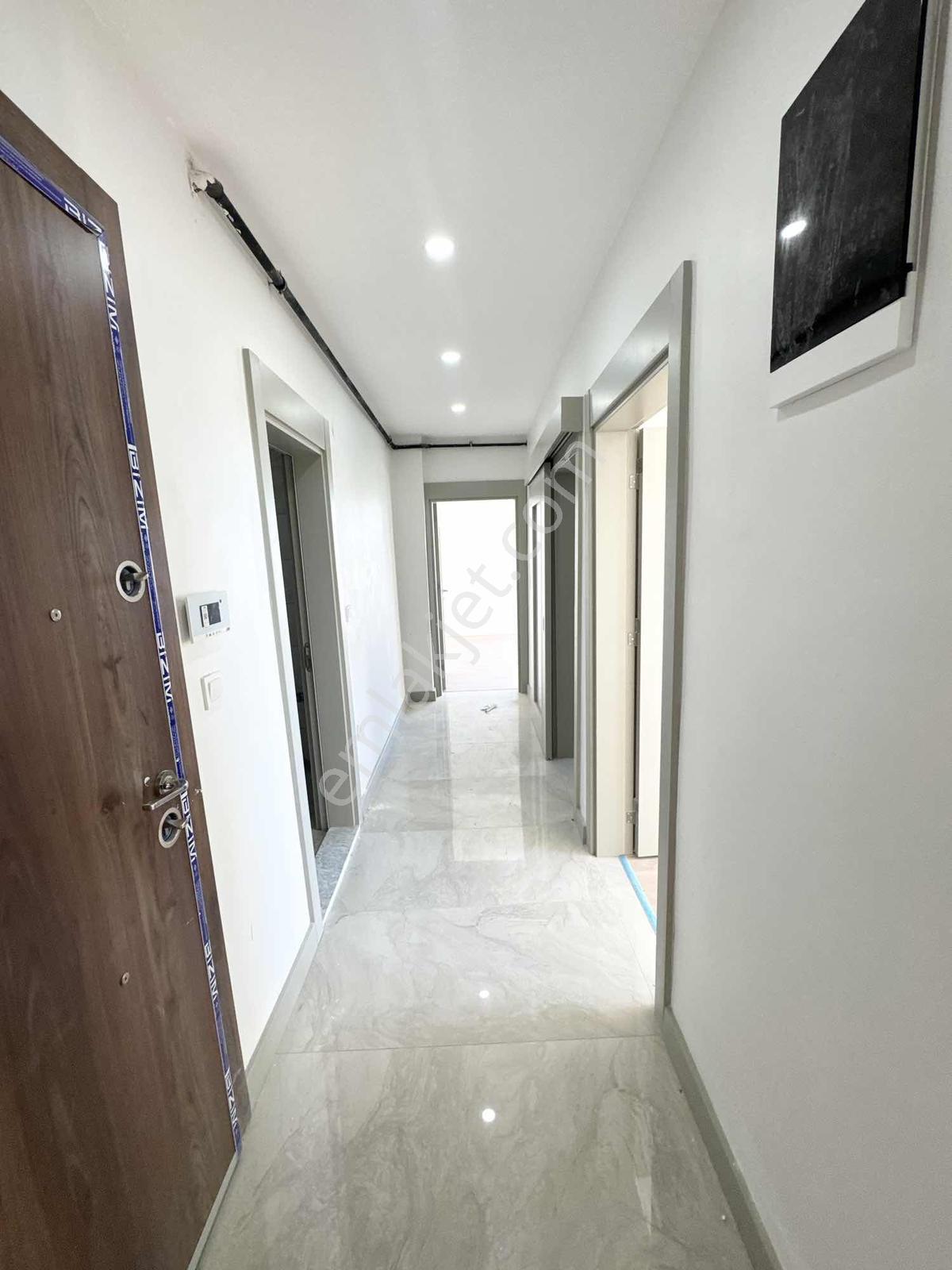 Yoldaş İnş Satılık 2+1 95 M2 5.kat Sitede Kapalı Otoparklı Daire - Görsel 12