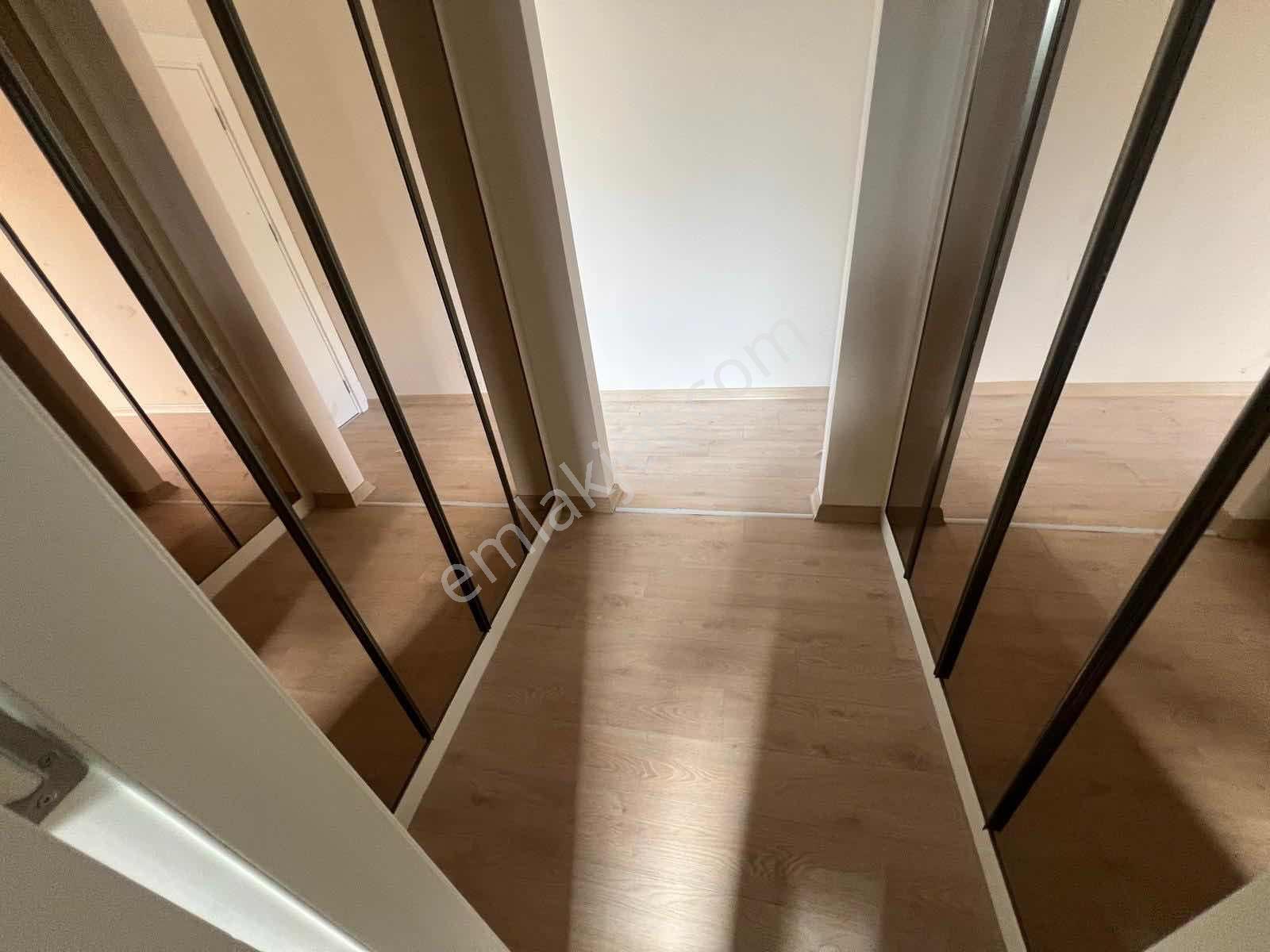 Bağlıcanın En Güzel Konumunda Full Yapılı 6+1 Lüks Satılık Villa - Görsel 15