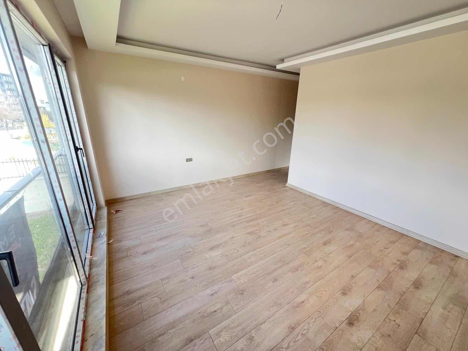 Bağlıcanın En Güzel Konumunda Full Yapılı 6+1 Lüks Satılık Villa - Görsel 17