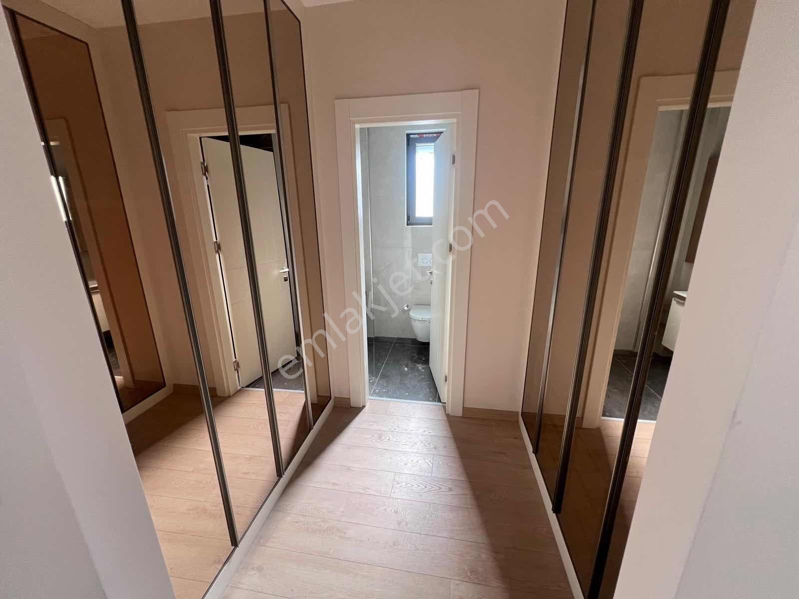 Bağlıcanın En Güzel Konumunda Full Yapılı 6+1 Lüks Satılık Villa - Görsel 22