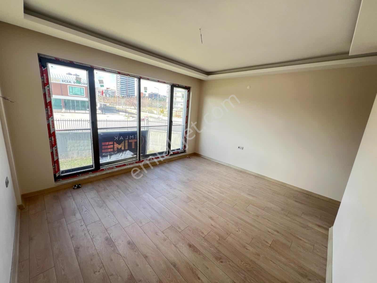 Bağlıcanın En Güzel Konumunda Full Yapılı 6+1 Lüks Satılık Villa - Görsel 7