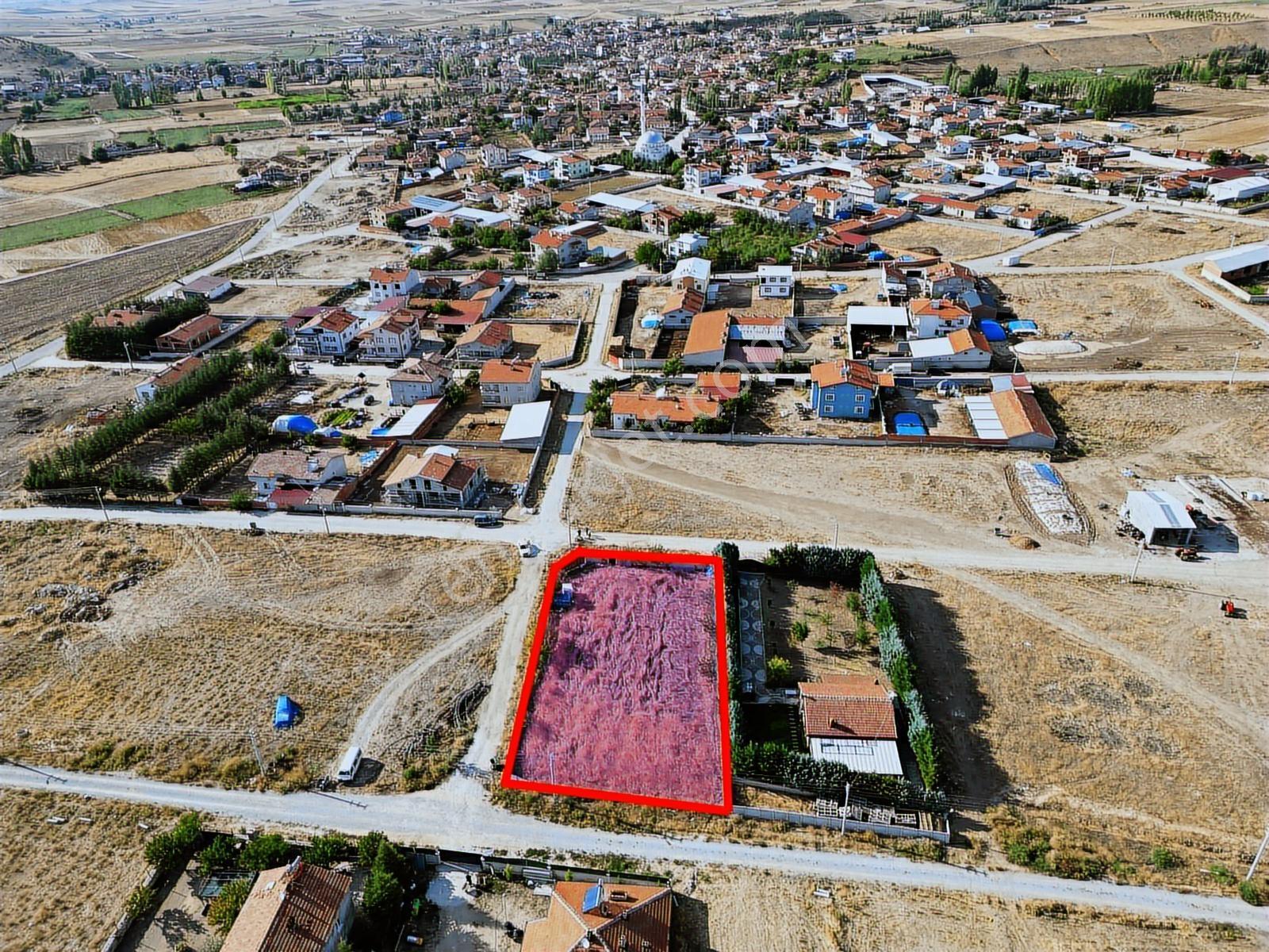 Çıkrık Beldesi Hobi Bahçesi Ve Villa Satılık İki Parsel Arsa