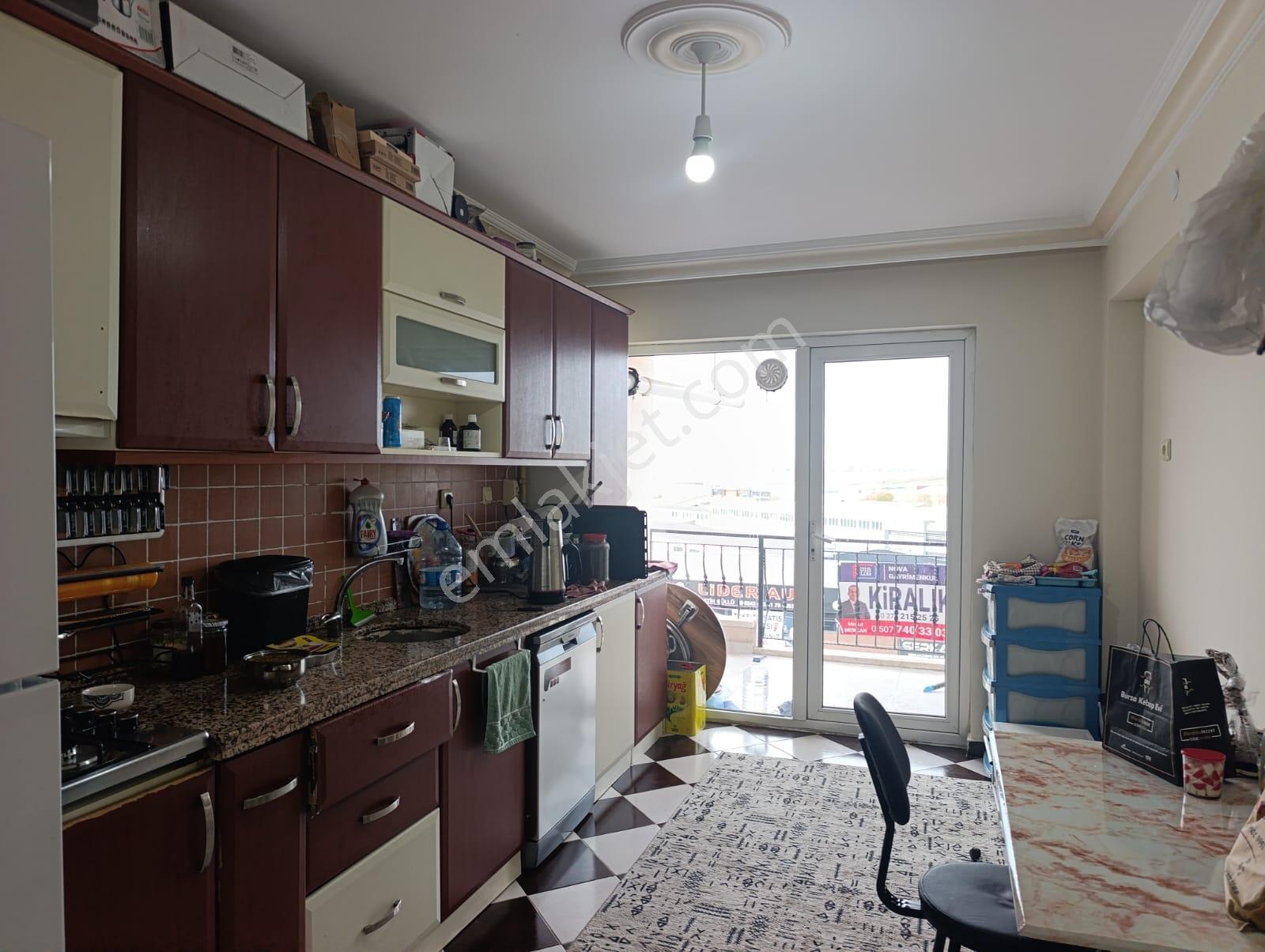 Ankara Yolu Şehitler Camii Yakını Satılık Arakat 4+1 Daire - Görsel 2