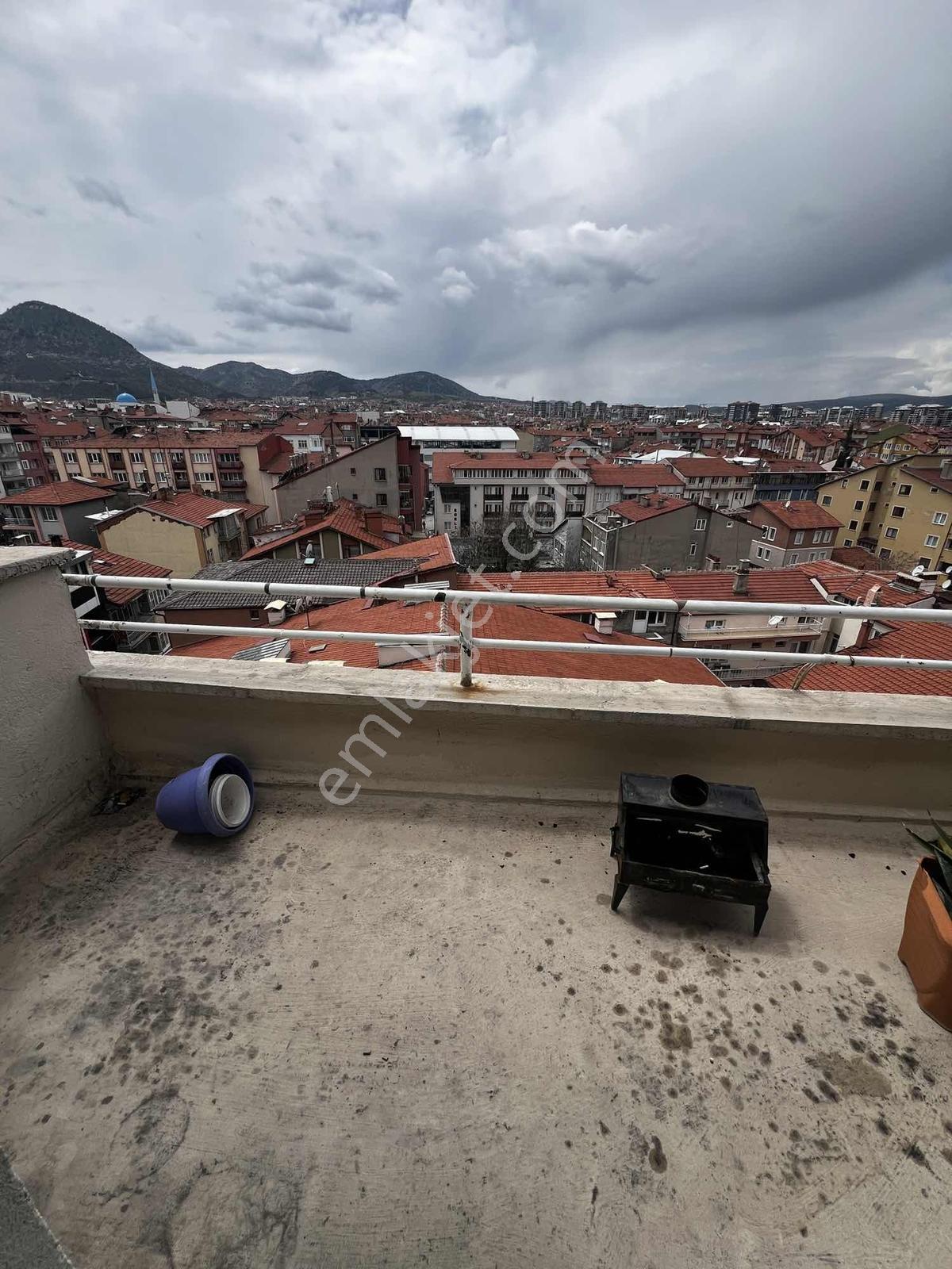 Kiralık Asansörlü Çatı Kat - Görsel 6