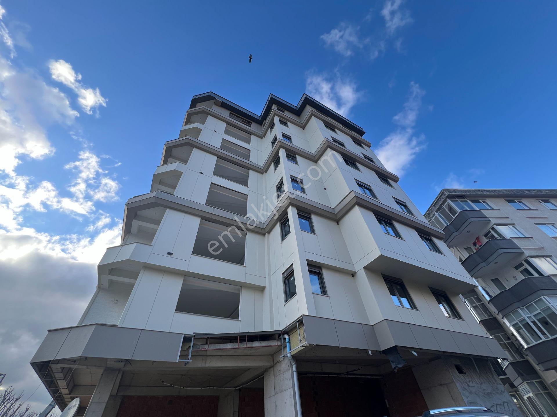 Sahile 1.ci Sırada Cadde Üzerinde 300m2 Kiralık Dükkan - Görsel 8