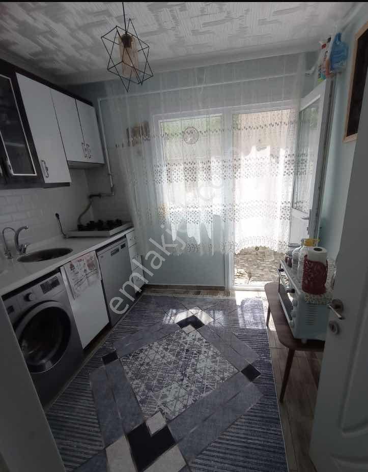 Ferah Ve Uygun Fiyatlı 2+1 Bodrum Kat Daire - Görsel 12