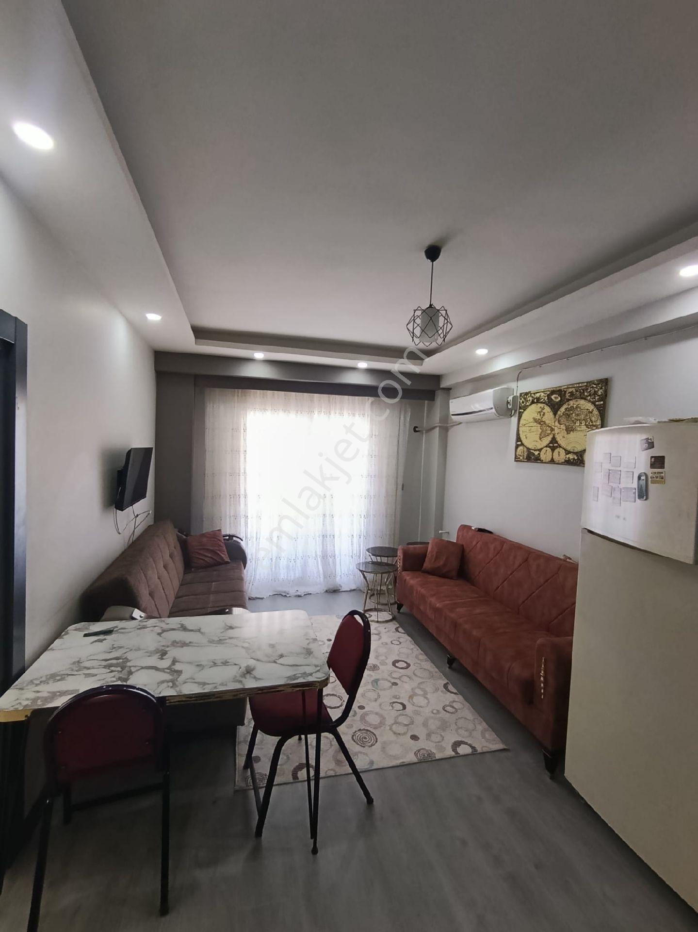 Hasarsız Cadde Üzeri 1+1 1. Kat Köşe Daire Full Eşyalı Satılık 1.500 Bin - Görsel 2