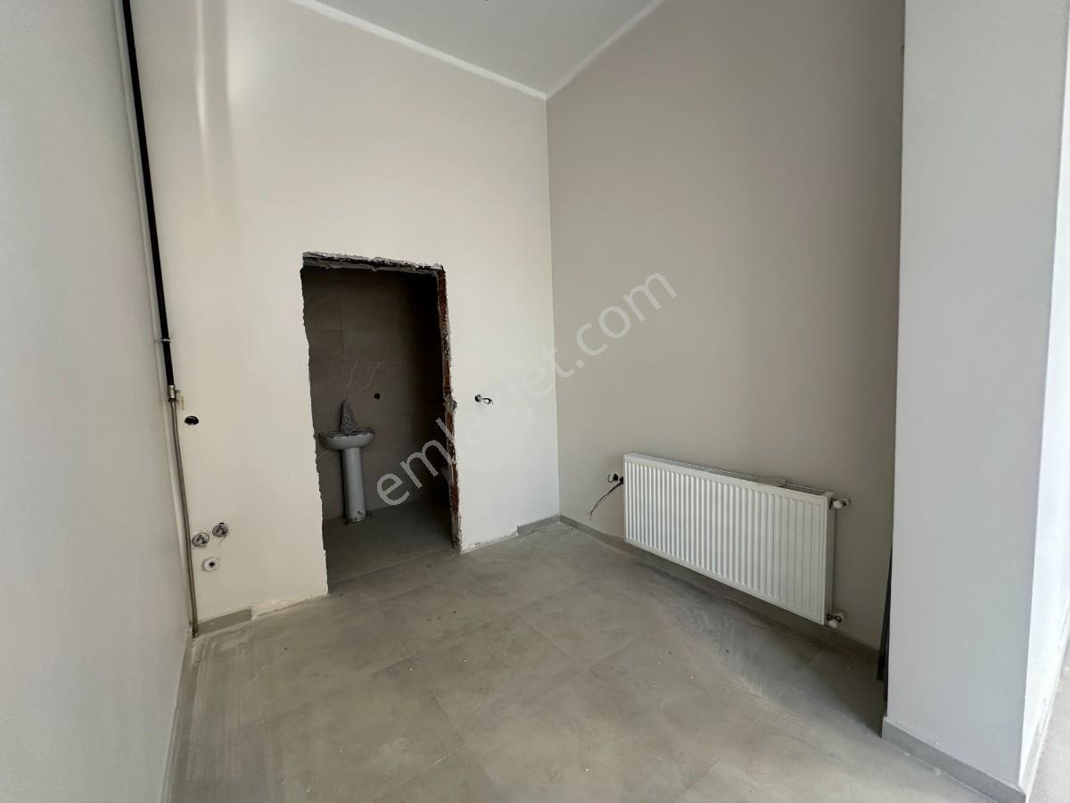 Turyap Göztepe Den Merdivenköyde Kiralık Dükkan - Görsel 17
