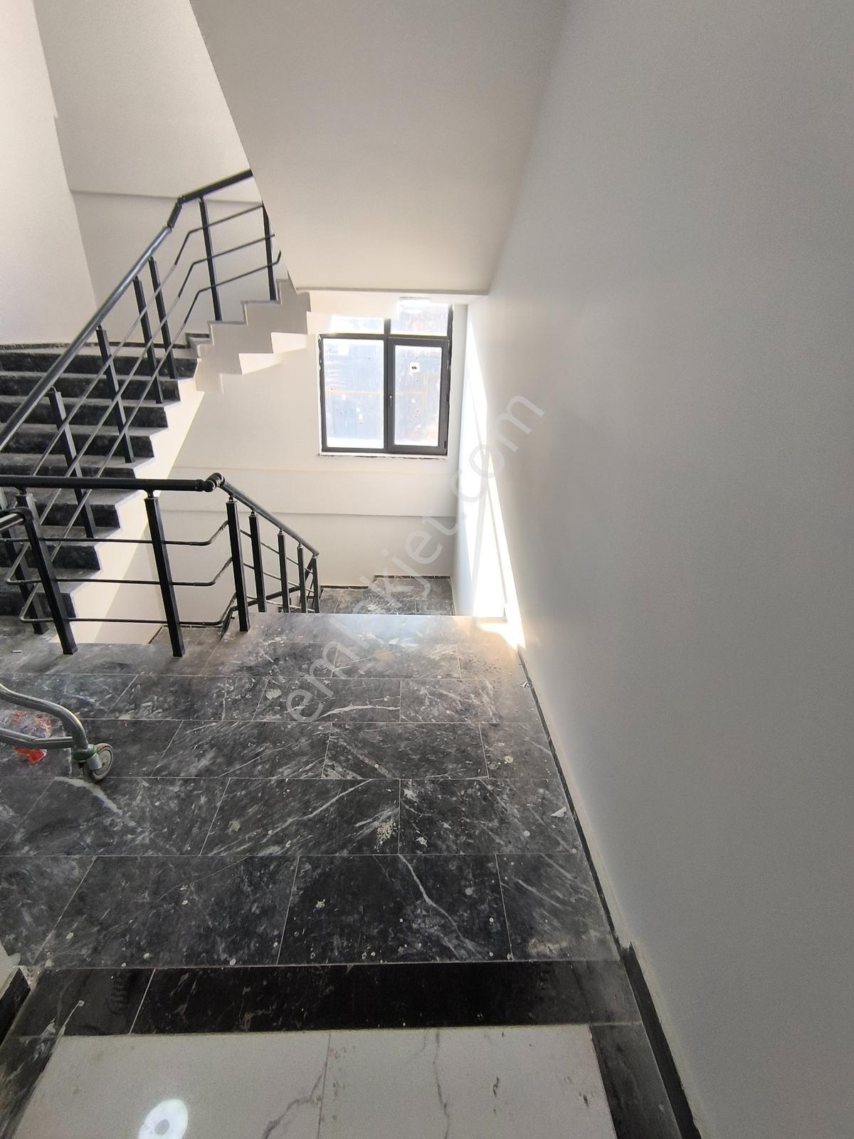 Kariyer'den Kozluca Yolunda Novapark Avm Yanında Kiralık Ofis - Görsel 29