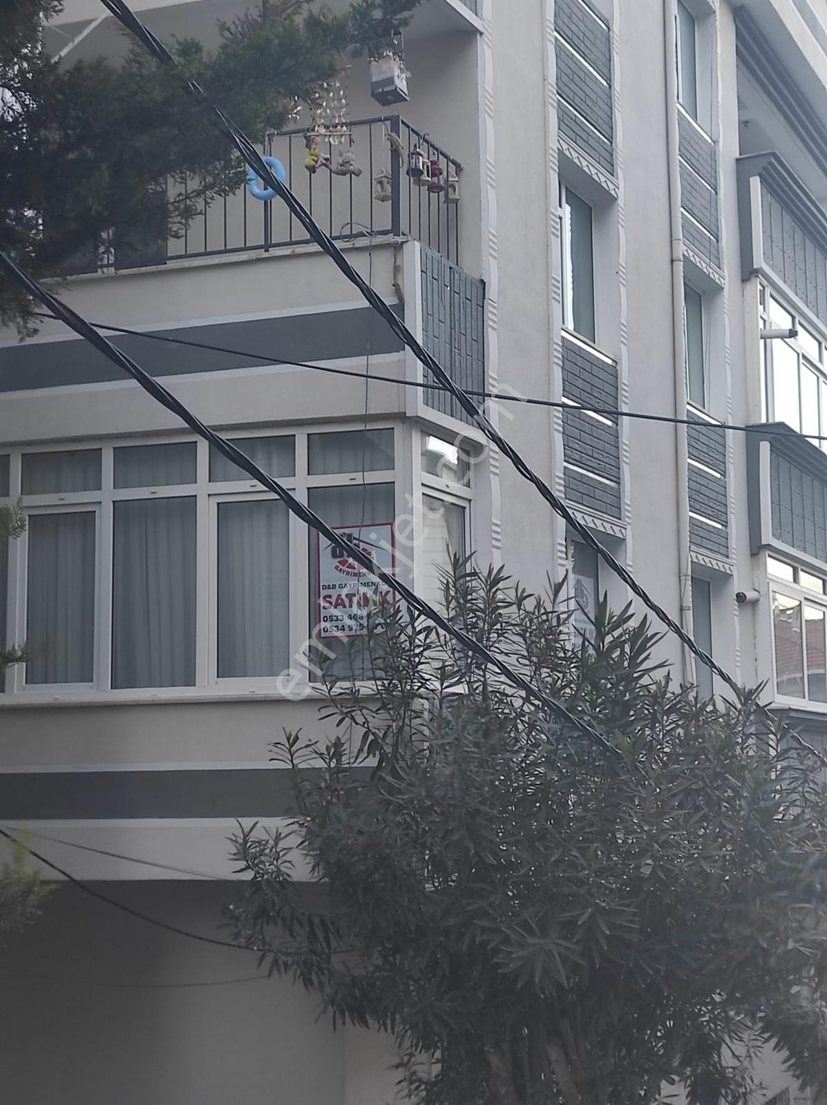 Rami Cuma Mahallesinde 2+1 Balkonlu Arakat - Görsel 9