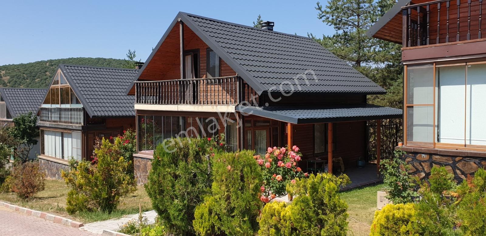 Arel'den Çamlıdere'de Doğanın İçinde Site'de Ahşap 2 Kat Villa - Görsel 16