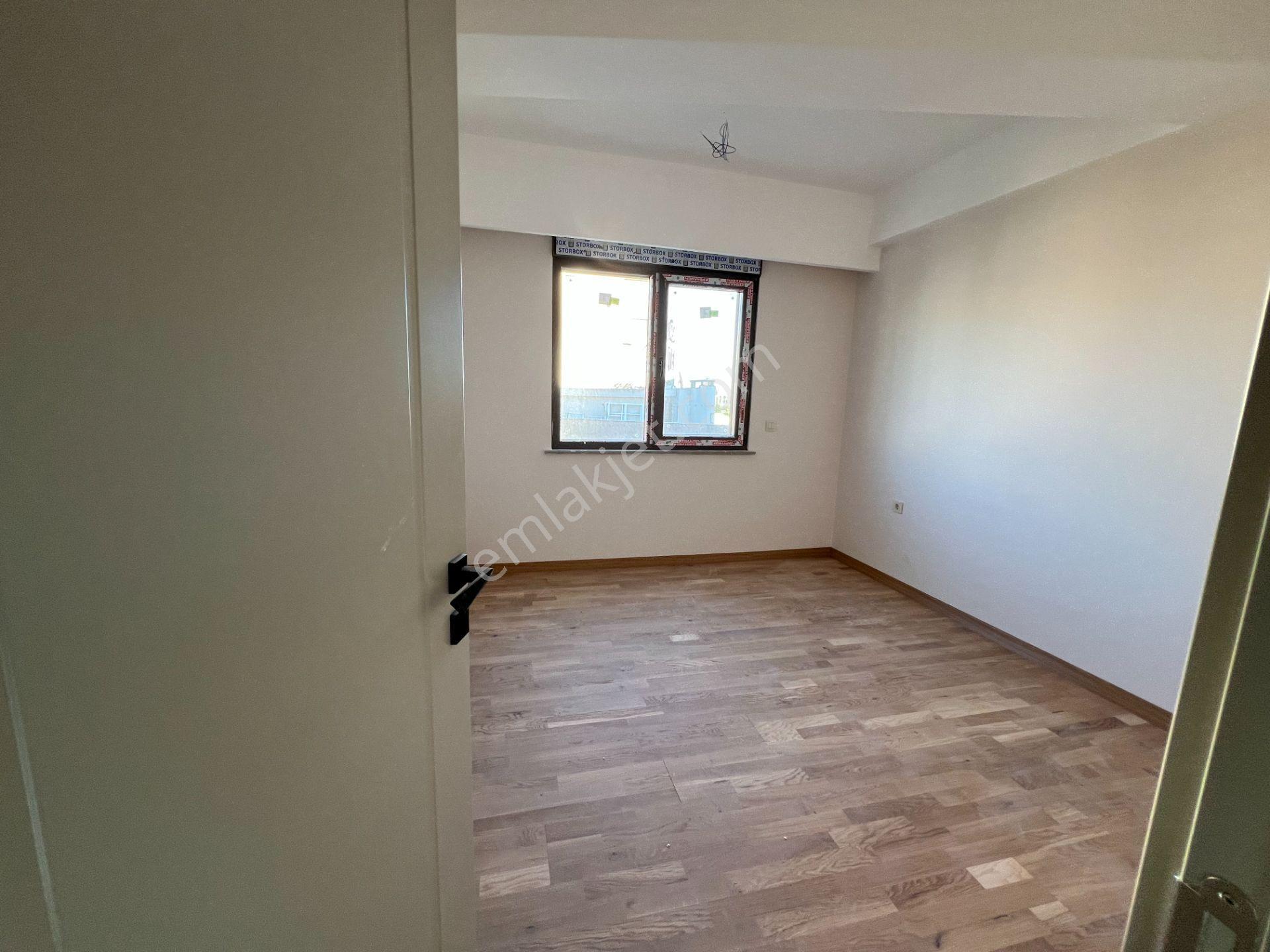 Pendik Sahilde Kiralık 3+1 Daire - Muhteşem Deniz Manzaralı - Görsel 28