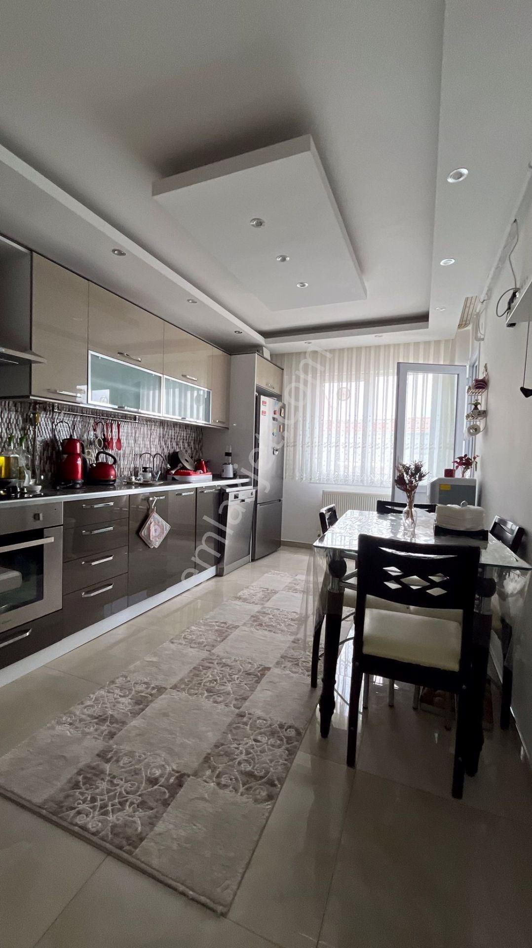 Buca İnönü Cadde Üzerinde Satılık Daire - Görsel 31