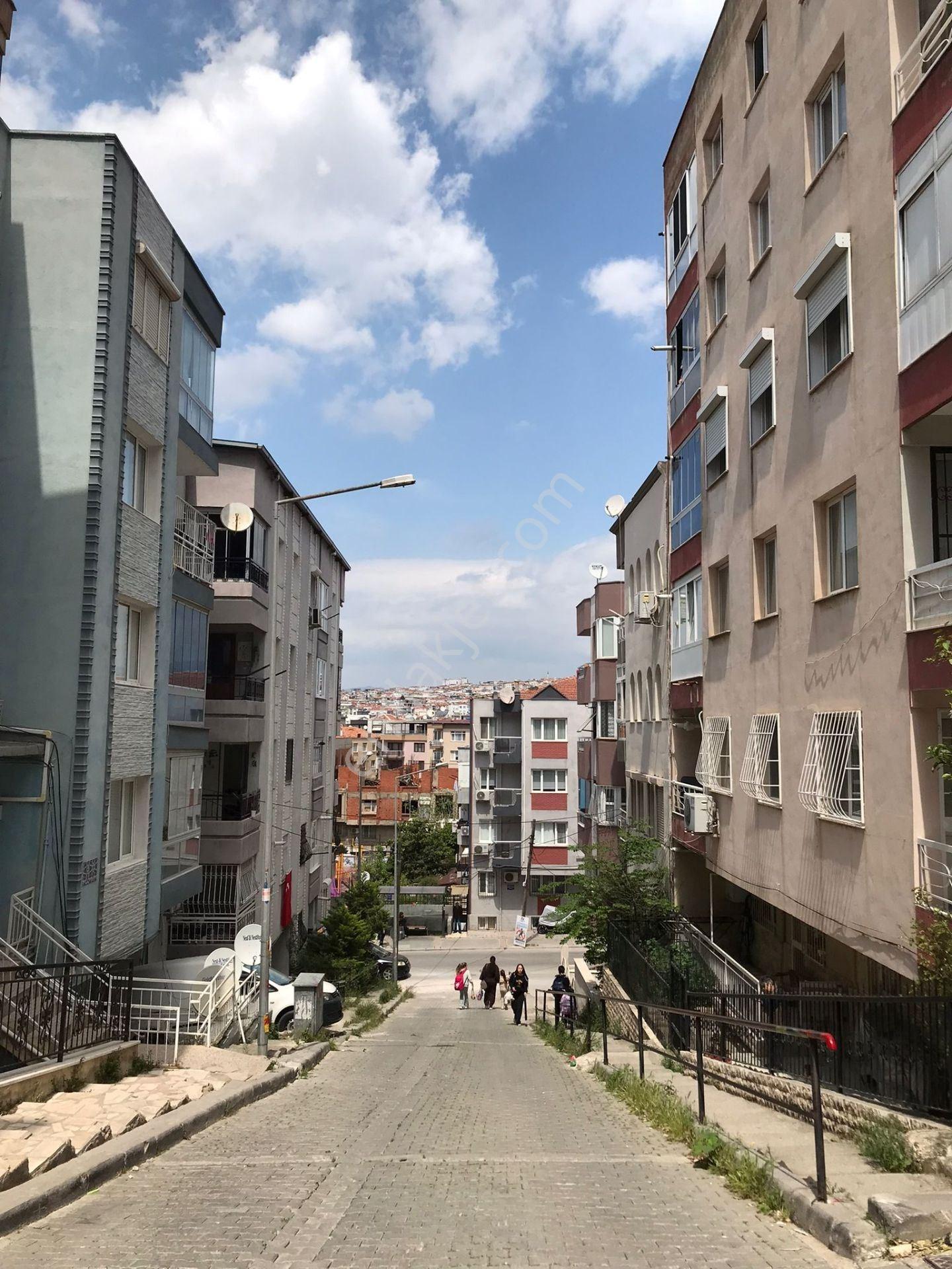 Buca İnönü Cadde Üzerinde Satılık Daire - Görsel 2