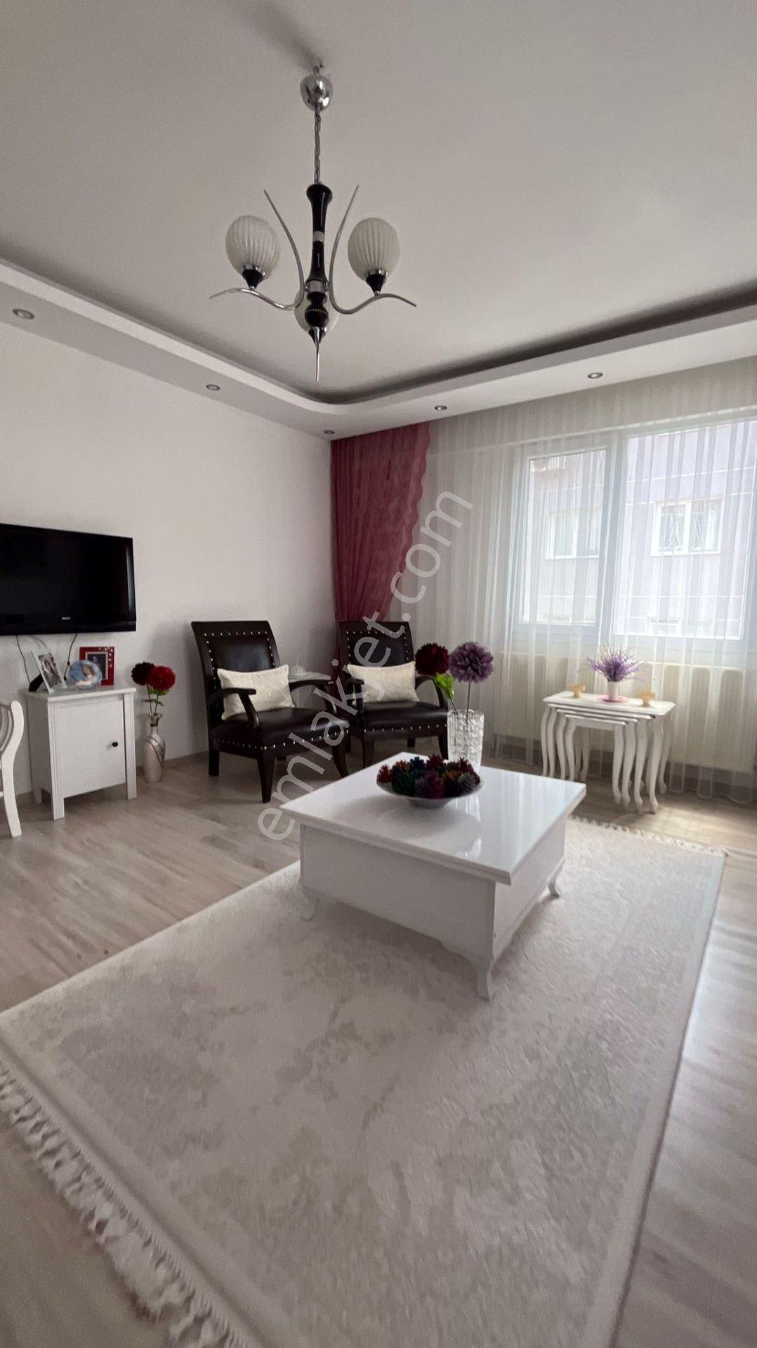 Buca İnönü Cadde Üzerinde Satılık Daire - Görsel 11