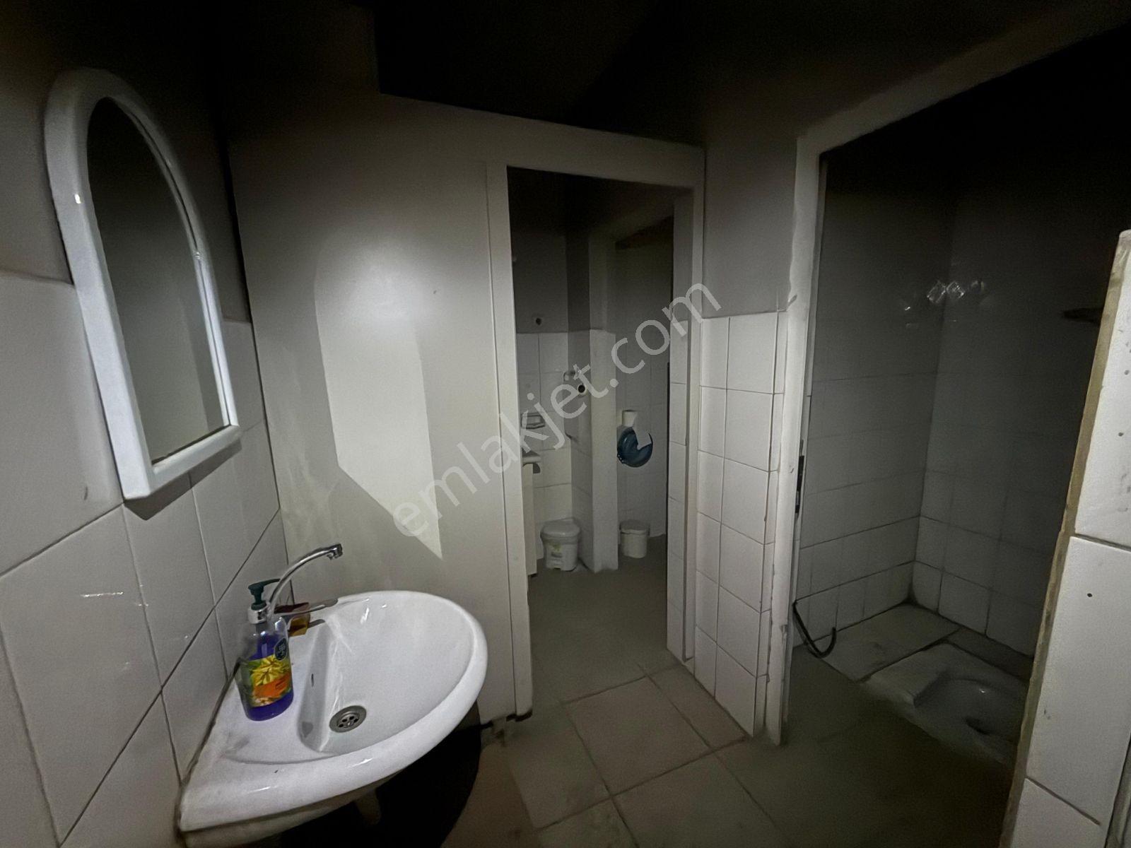 Sultanbeyli Yanyolda Prestijli Konumda 650 M² Kiralık İşyeri - Görsel 14