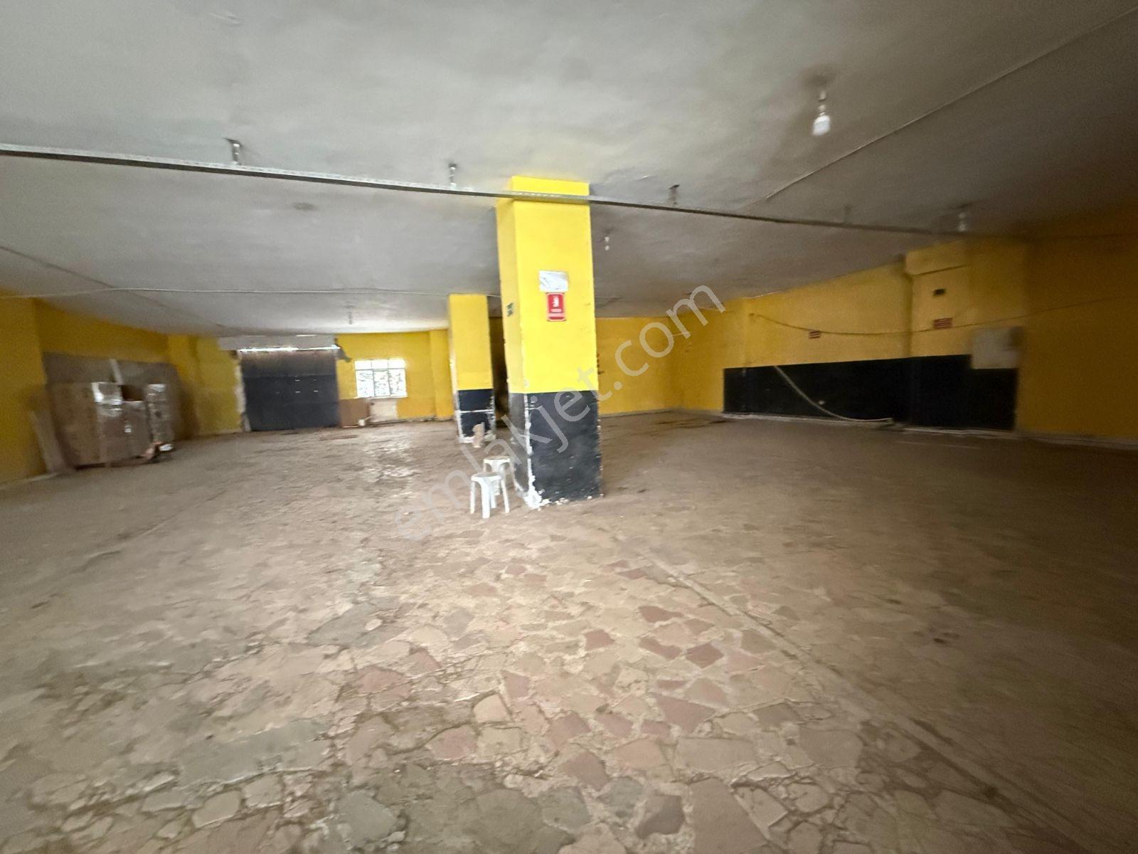 Sultanbeyli Yanyolda Prestijli Konumda 650 M² Kiralık İşyeri - Görsel 4