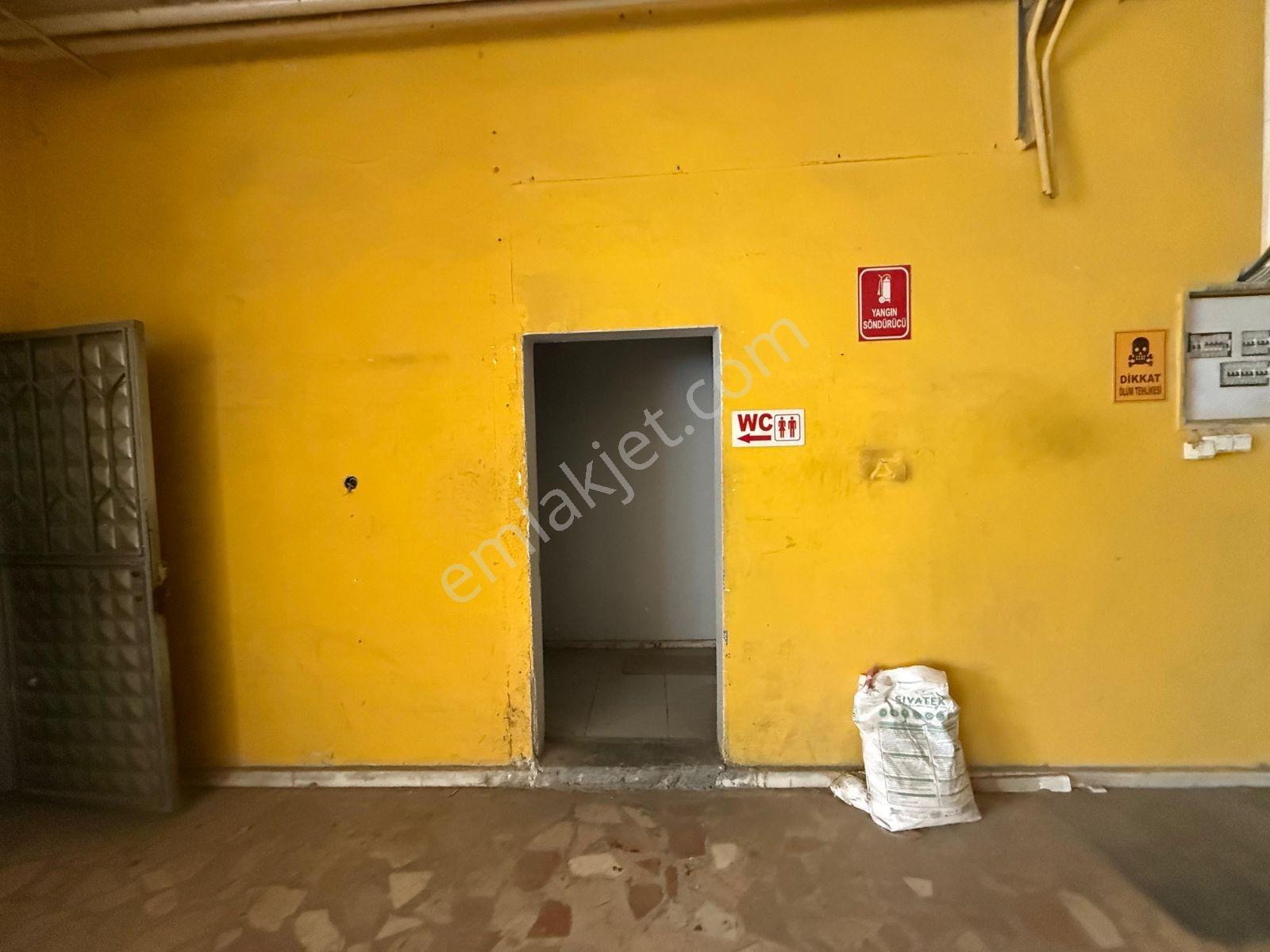 Sultanbeyli Yanyolda Prestijli Konumda 650 M² Kiralık İşyeri - Görsel 26