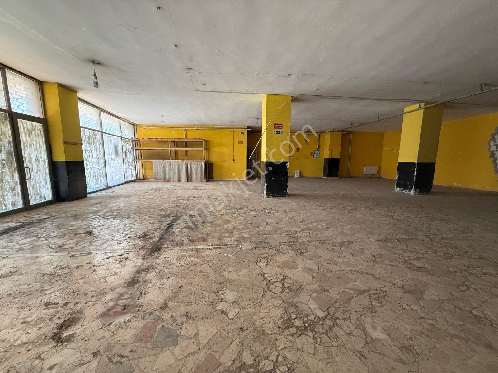 Sultanbeyli Yanyolda Prestijli Konumda 650 M² Kiralık İşyeri - Görsel 28