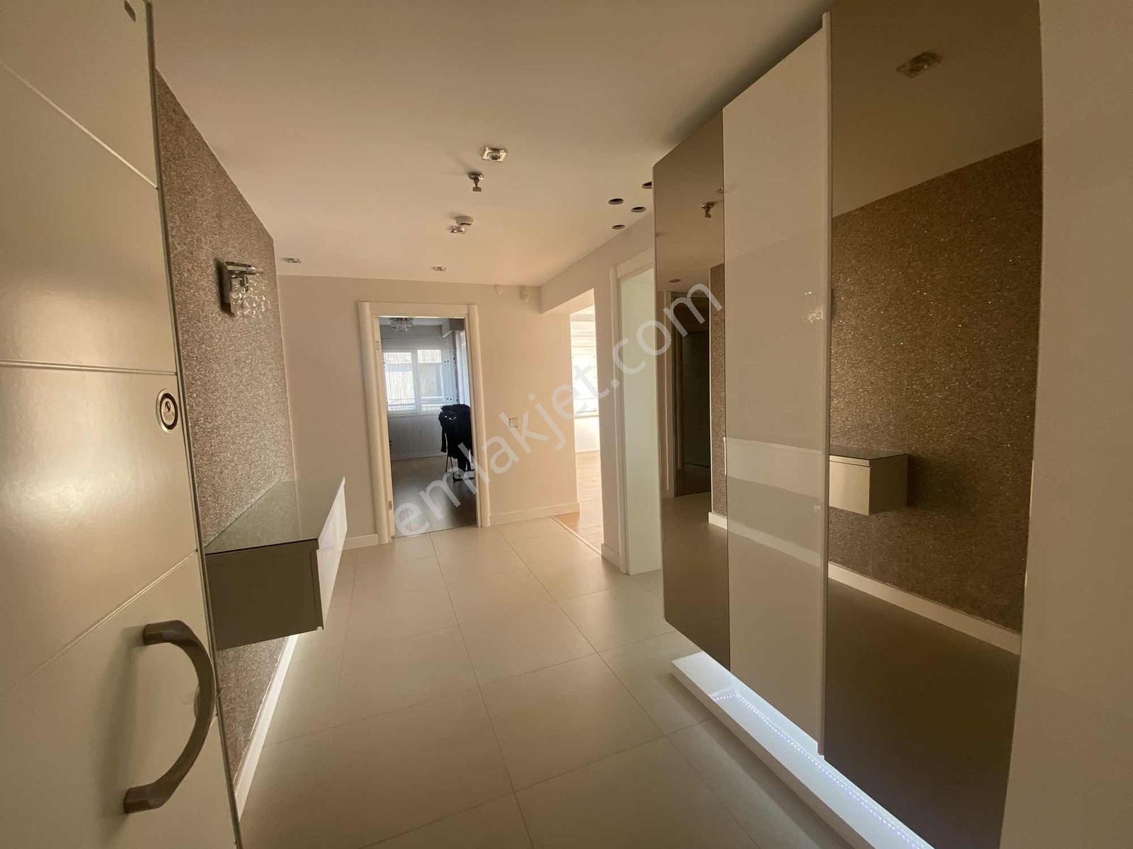 Sinpaş Gyo Bursa Modern Sitesinde 3+1 Satılık Manzaralı Daire - Görsel 8