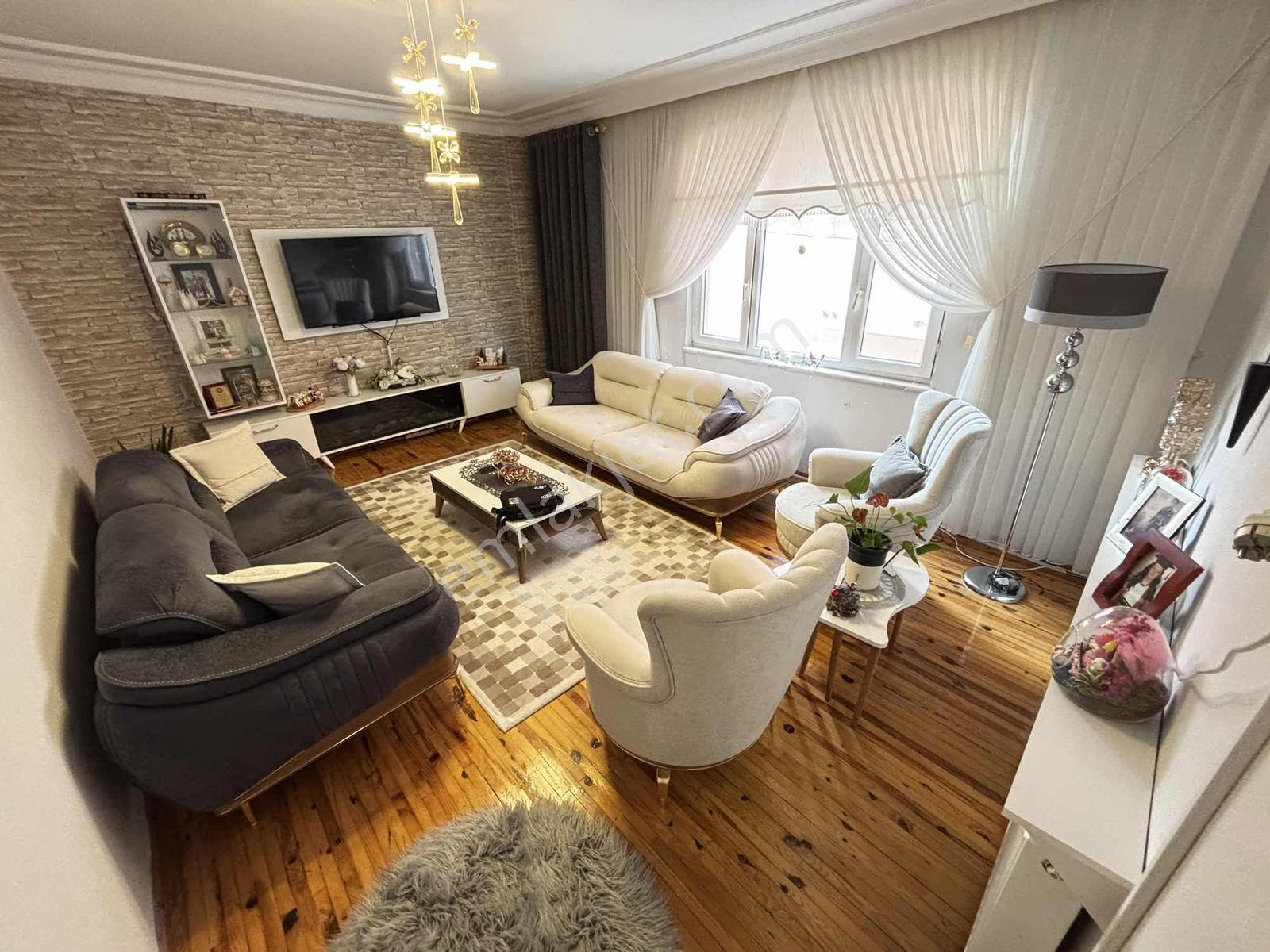 Yıldırım Emlaktan Kemalpaşa Mahallesi 135 M² Satılık Daire - Görsel 2