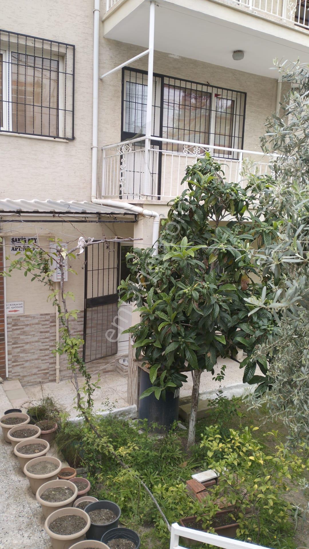 Bornova Atatürk Mah. 2+1 Kiralık İçi Yapılı Daire - Görsel 19