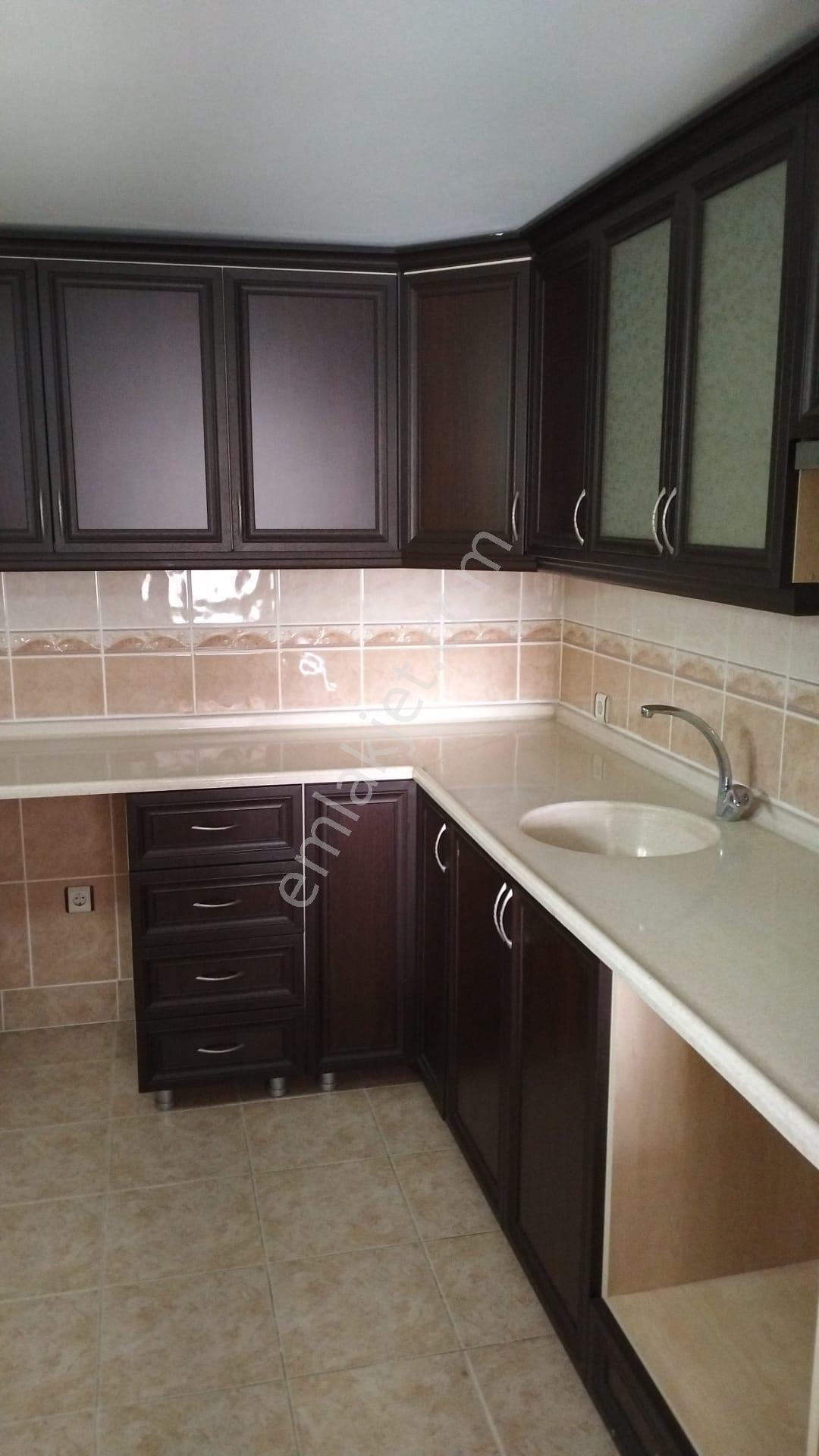 Bornova Atatürk Mah. 2+1 Kiralık İçi Yapılı Daire - Görsel 10
