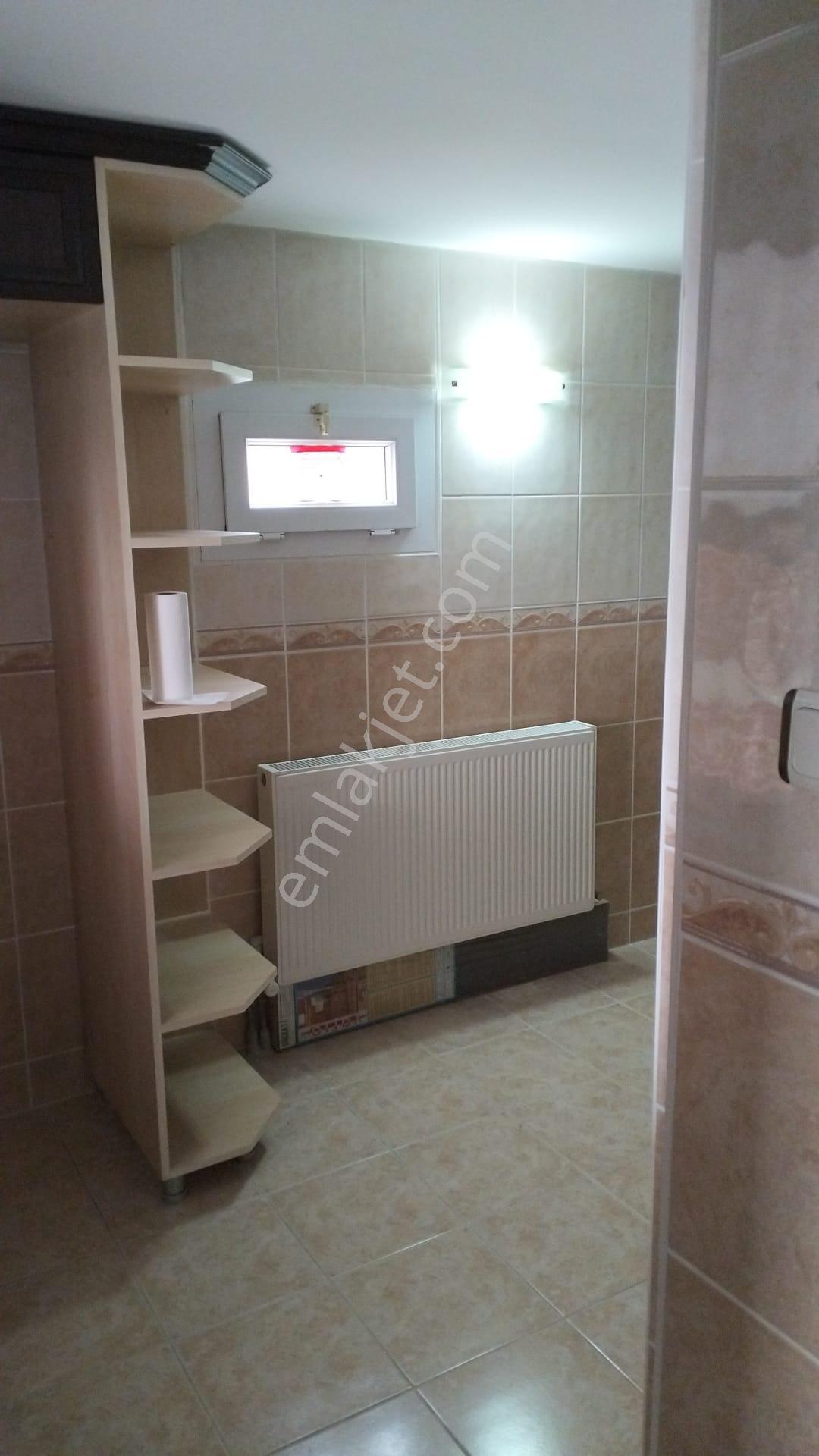 Bornova Atatürk Mah. 2+1 Kiralık İçi Yapılı Daire - Görsel 8