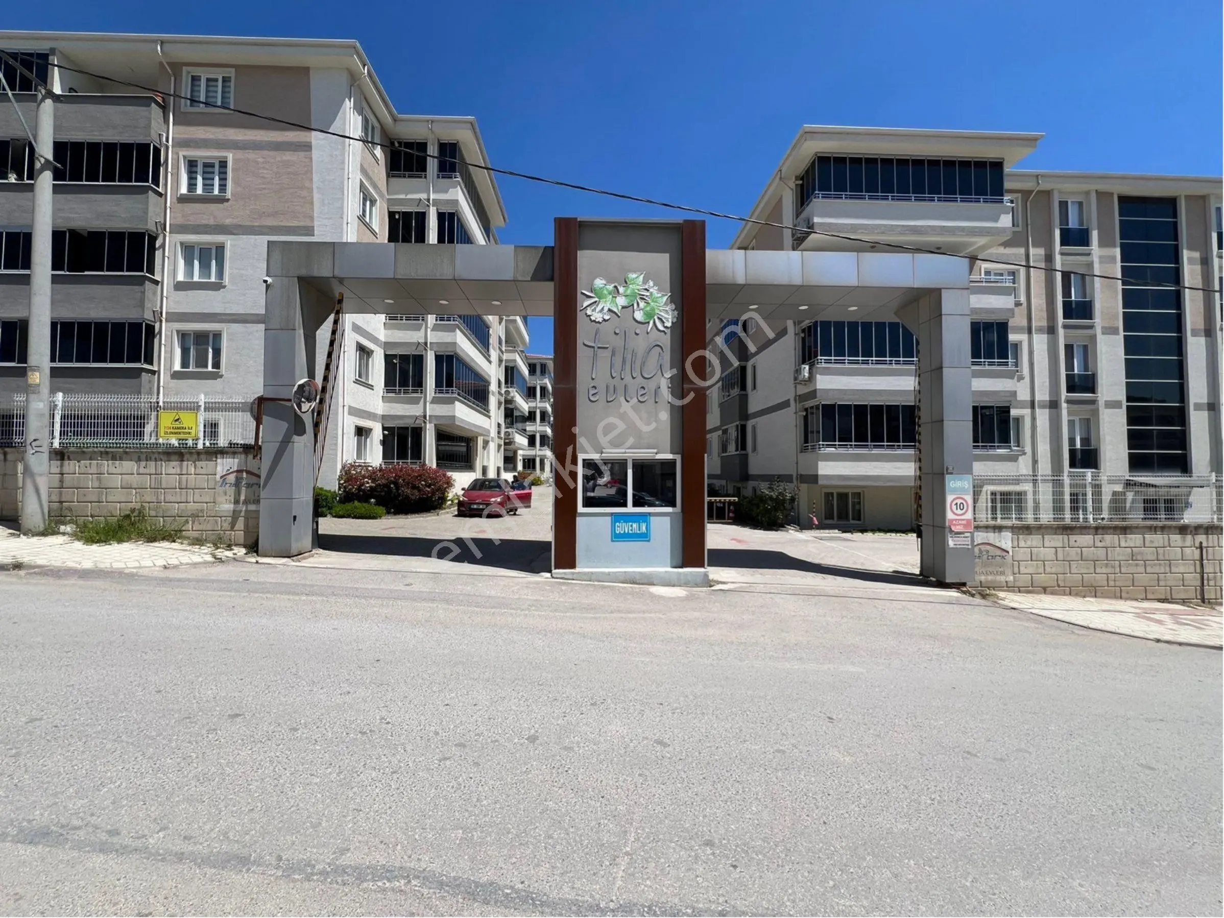 Roma’ Dan Kozluca’ Da Site İçi Satılık Daire - Görsel 4