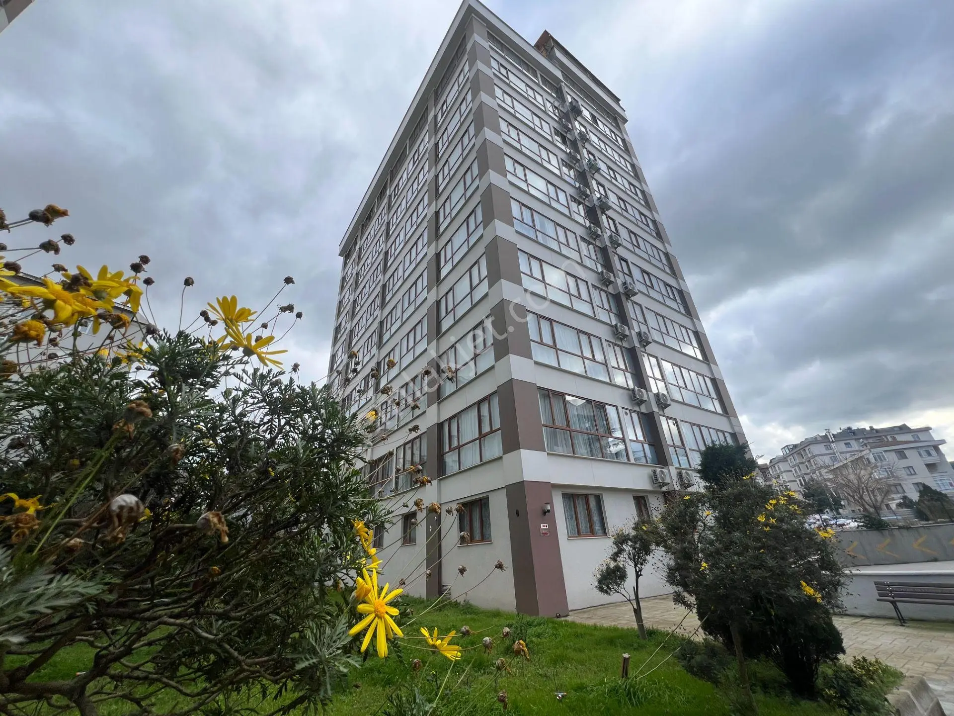 Pendik - Yıldız Park Residans'ta A/blok'ta Satılık 2+1 Daire - Görsel 2
