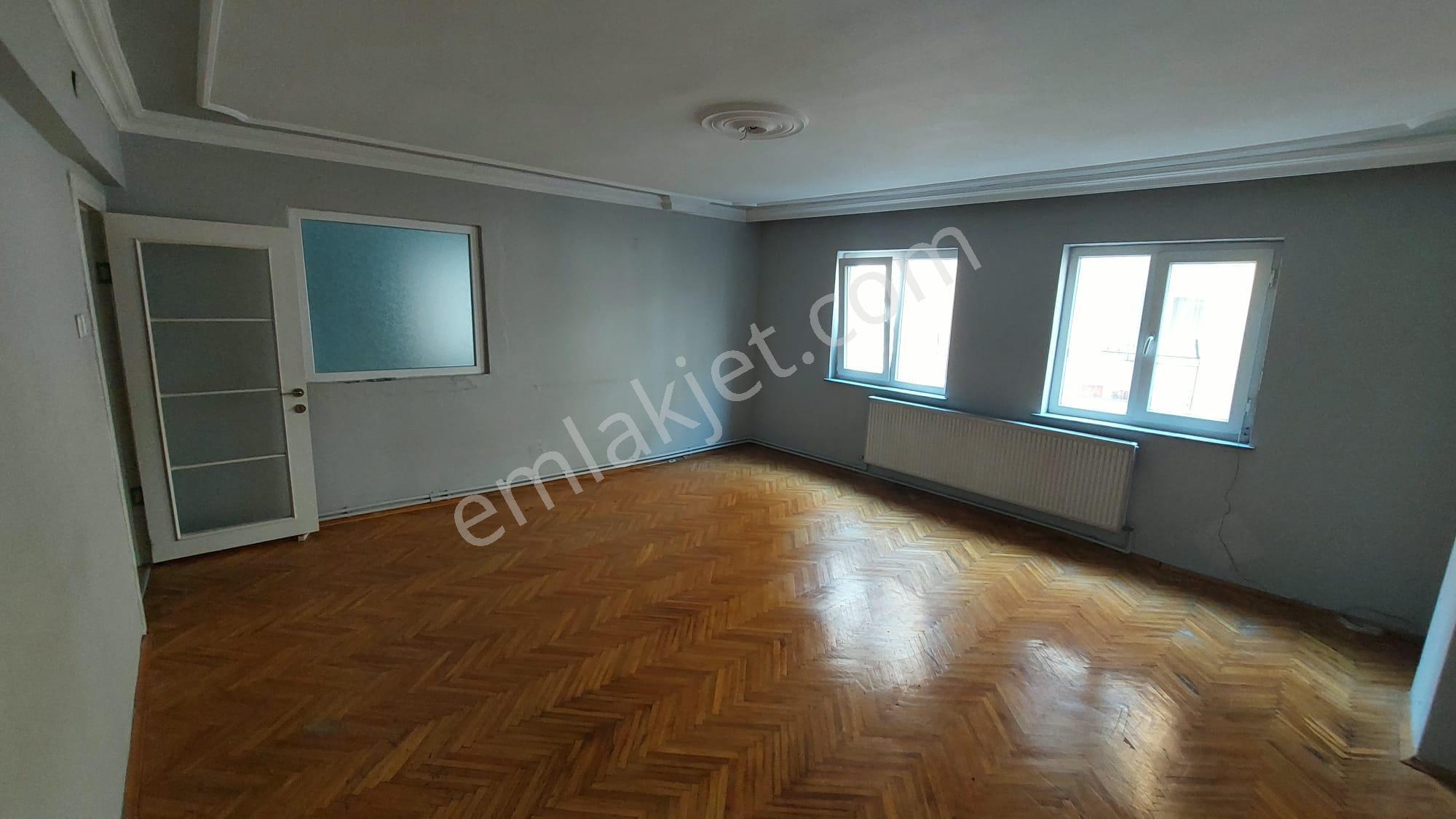 Sarel'den Sakarya Mh.4.düz Sokakta Satılık 3+1 Daire - Görsel 4